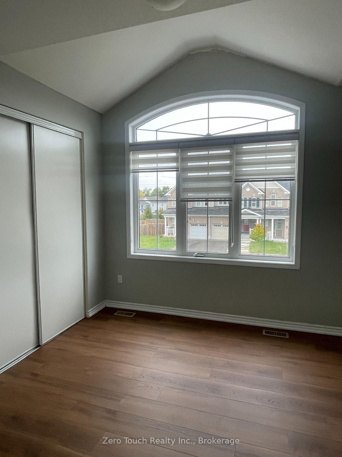 Photo 29 of 127 Watermill Street W, Kitchener, Doon South — HOMEH