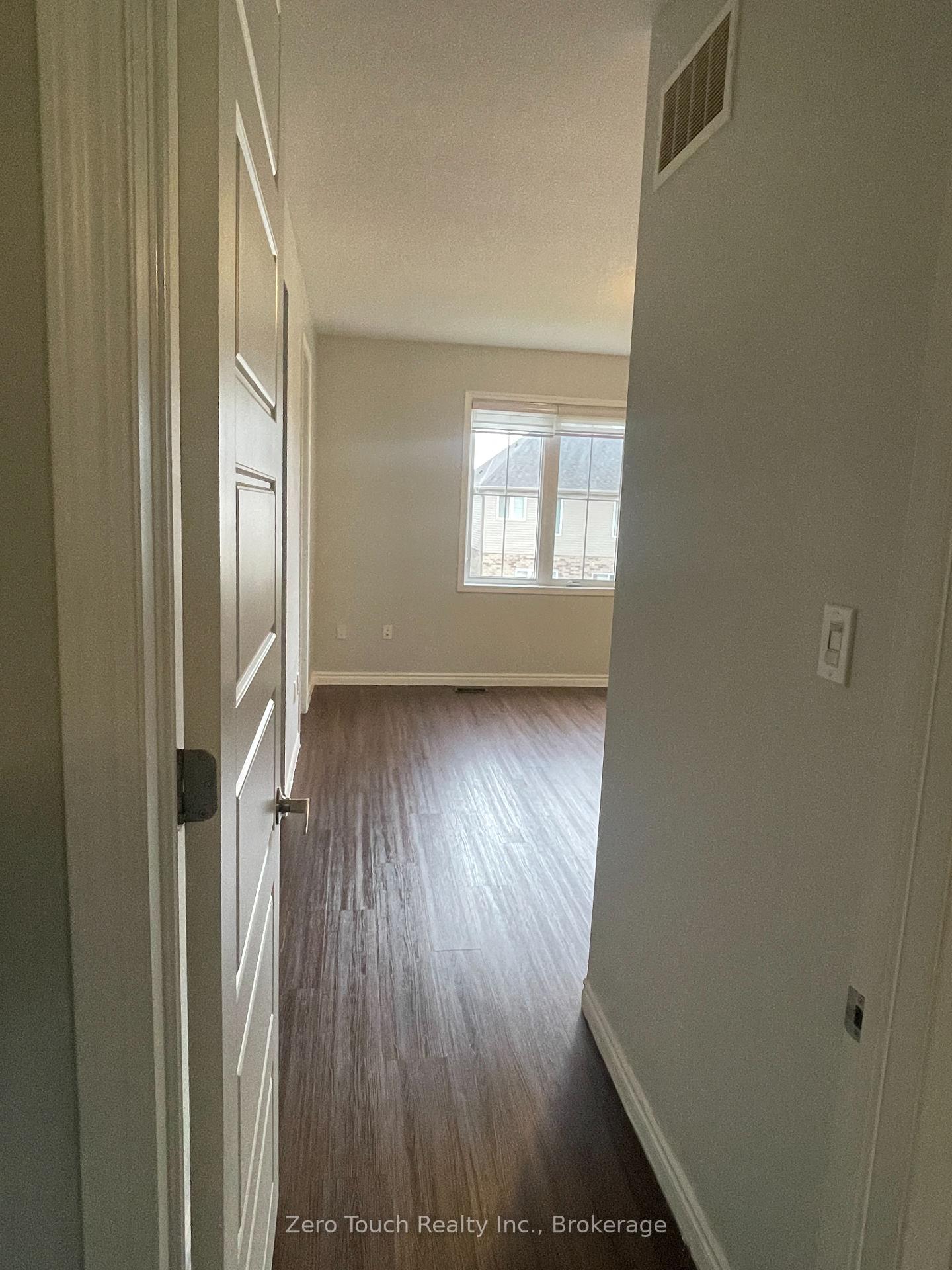 Photo 30 of 127 Watermill Street W, Kitchener, Doon South — HOMEH
