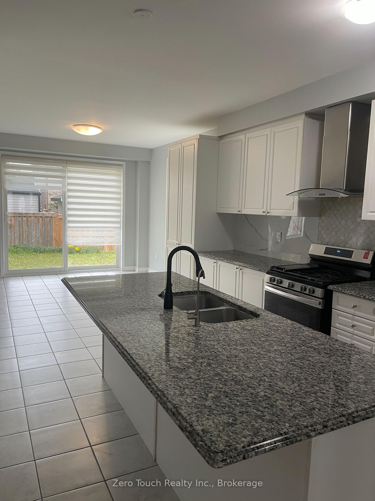 Photo 36 of 127 Watermill Street W, Kitchener, Doon South — HOMEH
