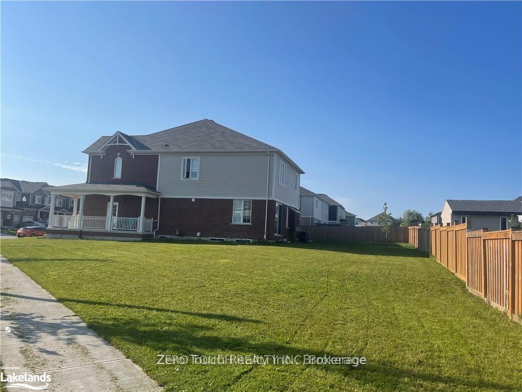 Photo 38 of 127 Watermill Street W, Kitchener, Doon South — HOMEH