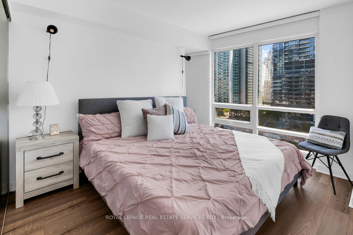 Photo 13 of Unit 911, 397 Front Street W, Toronto, Waterfront Communities — HOMEH