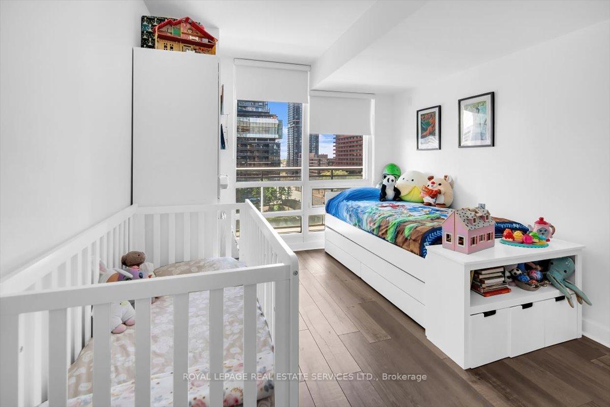Photo 15 of Unit 911, 397 Front Street W, Toronto, Waterfront Communities — HOMEH