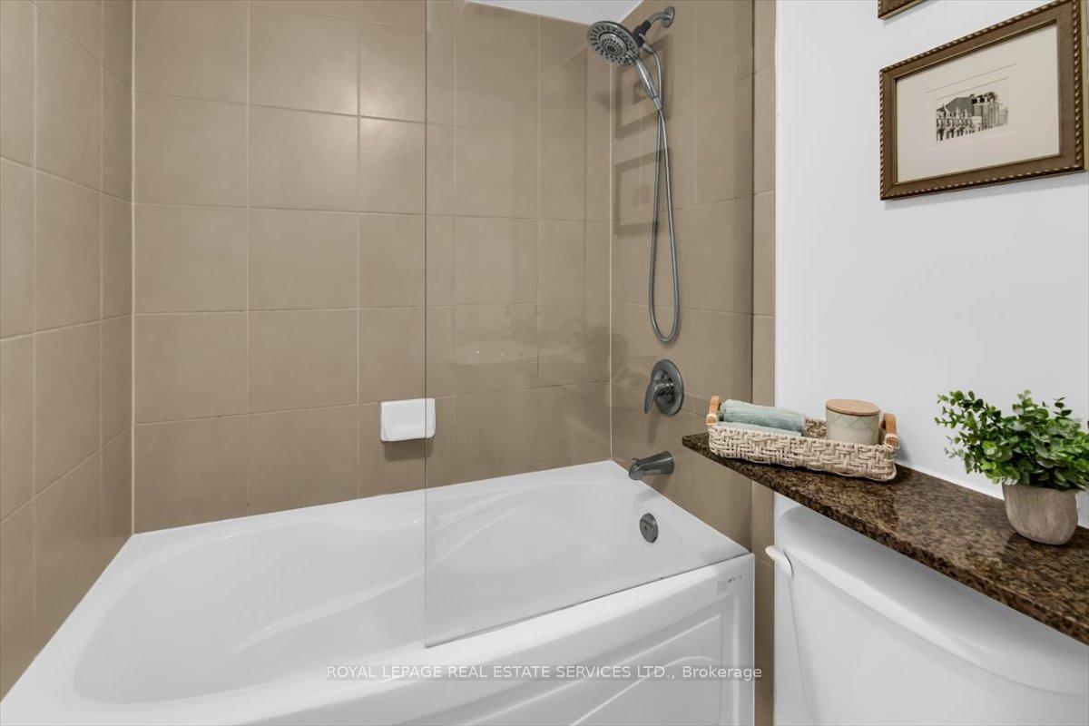 Photo 18 of Unit 911, 397 Front Street W, Toronto, Waterfront Communities — HOMEH