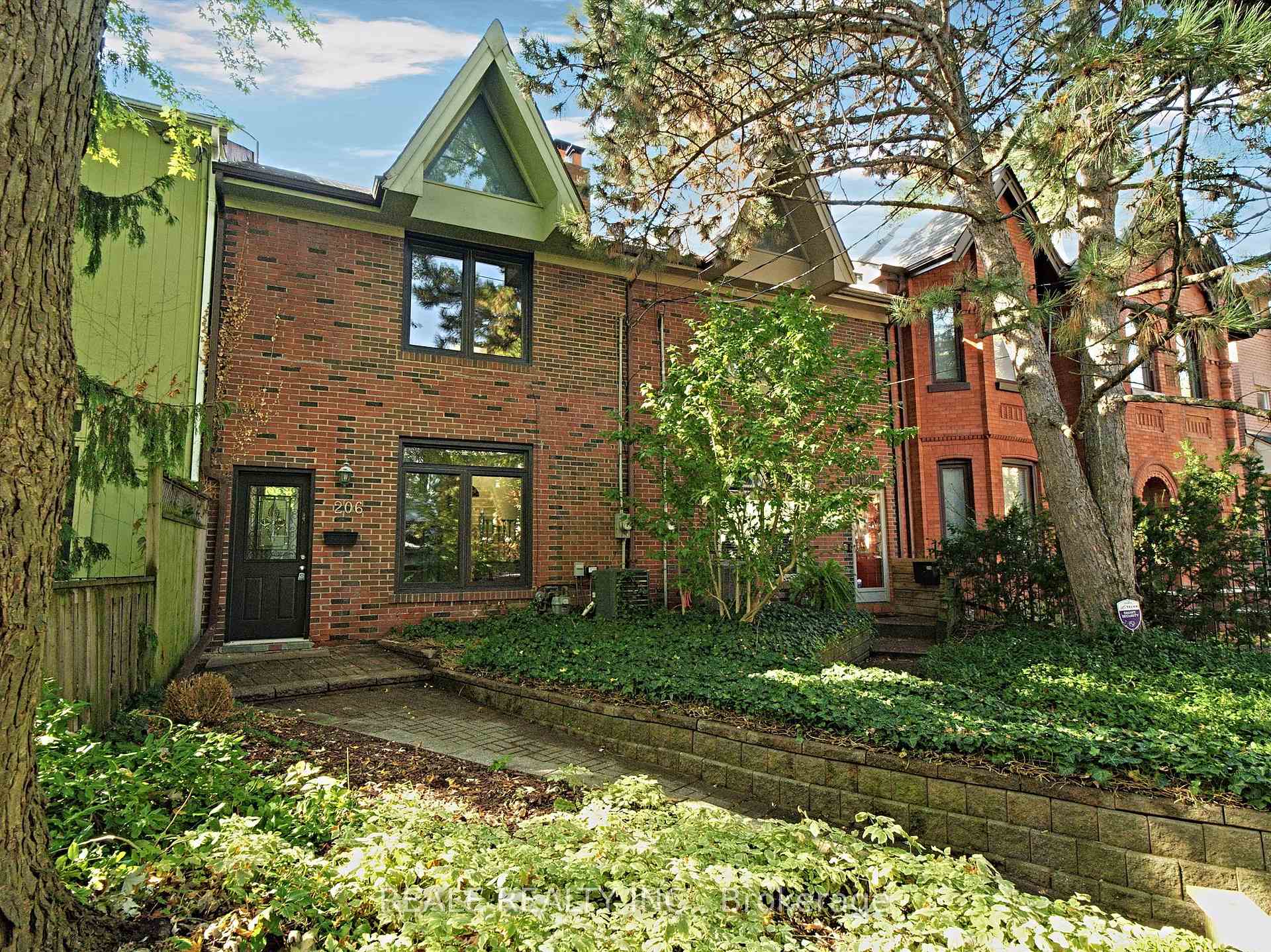 Photo 2 of 206 Berkeley Street, Toronto, Moss Park — HOMEH