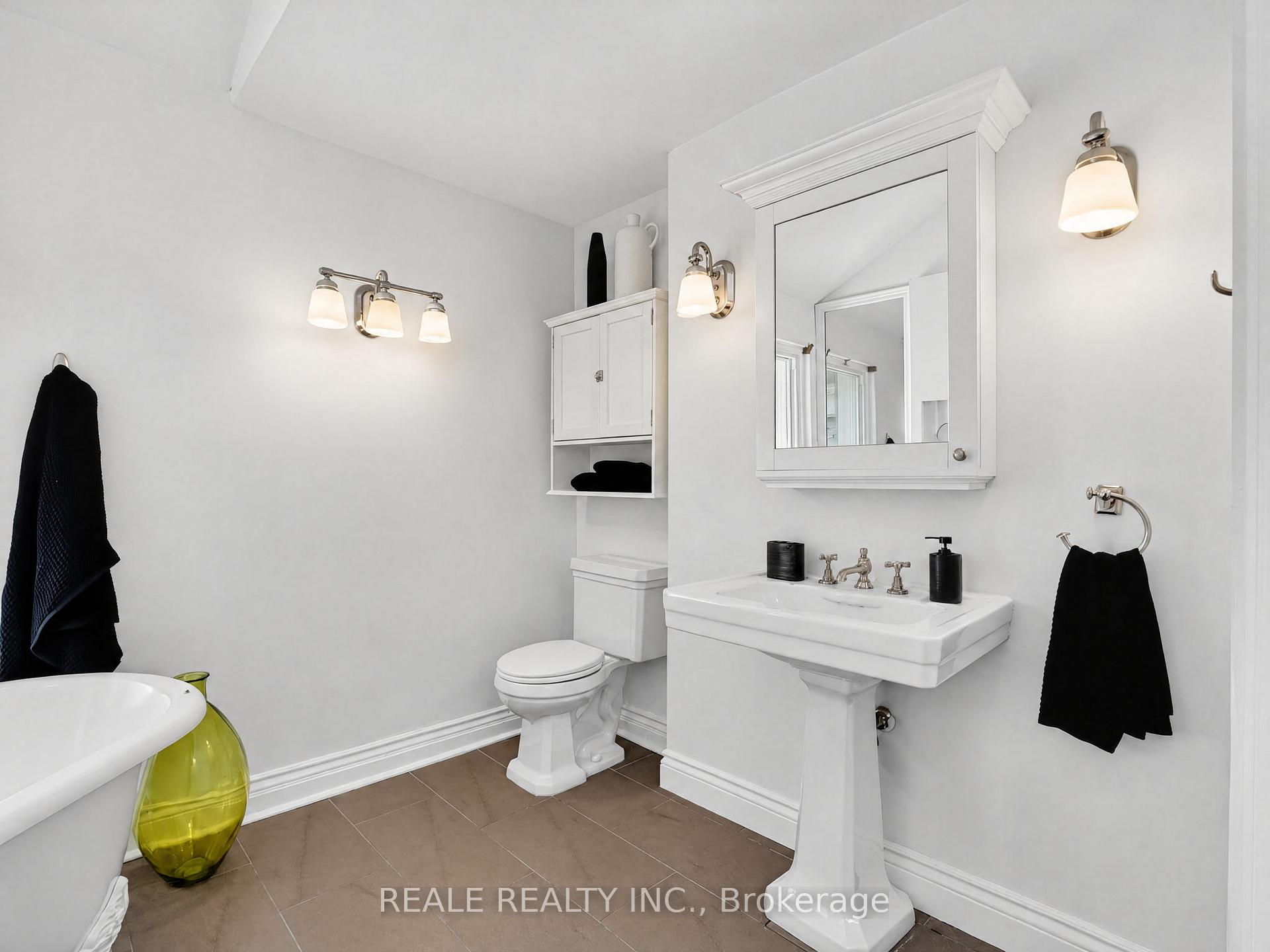 Photo 41 of 206 Berkeley Street, Toronto, Moss Park — HOMEH