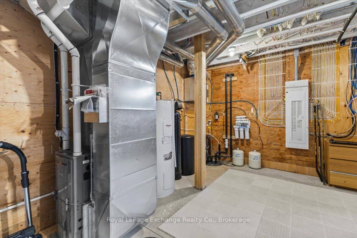 Photo 40 of 956 Bogdanovic Way, Huron-Kinloss — HOMEH