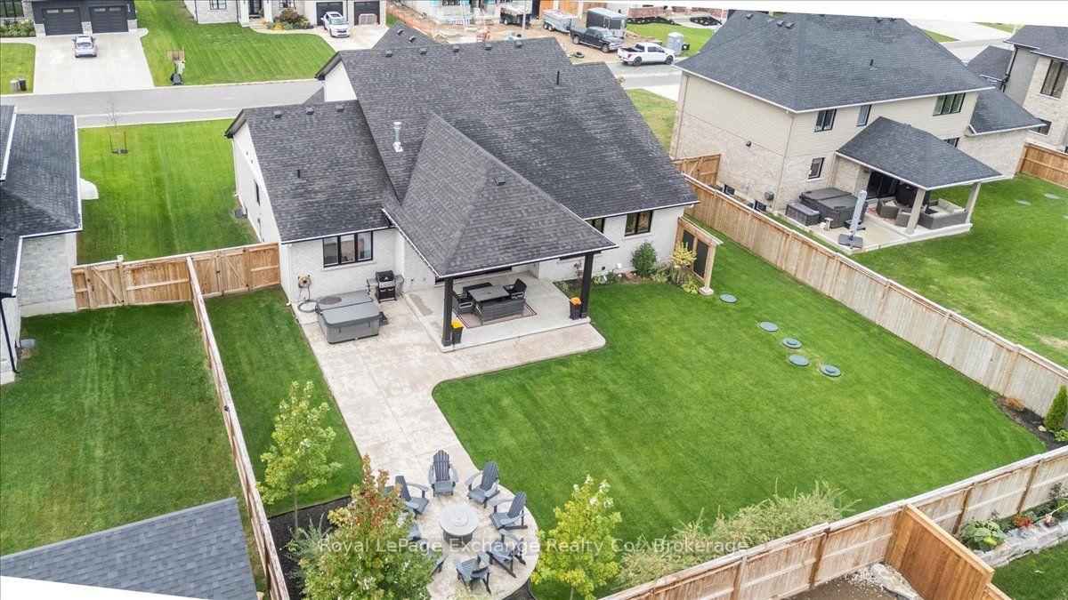 Photo 46 of 956 Bogdanovic Way, Huron-Kinloss — HOMEH