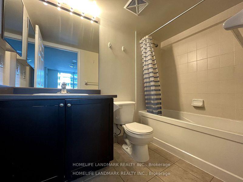Photo 12 of Unit 1706, 19 Grand Trunk Crescent, Toronto, Waterfront Communities — HOMEH