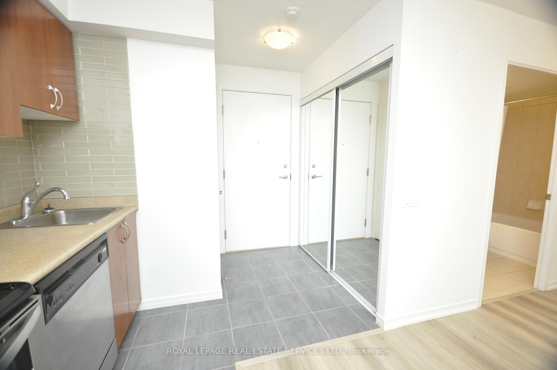 Photo 5 of Unit 1217, 60 Heintzman Street, Toronto, Junction Area — HOMEH