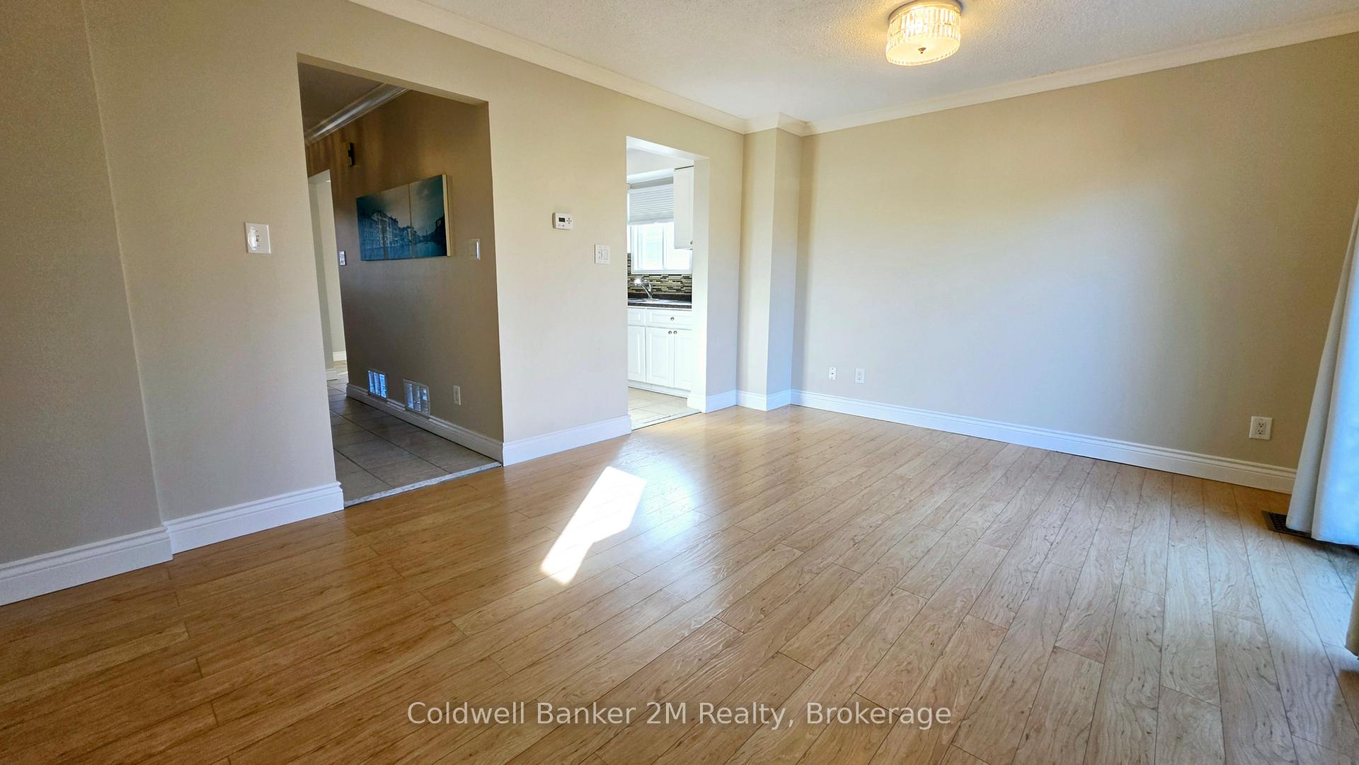 Photo 13 of 852 Attersley Drive, Oshawa, Pinecrest — HOMEH