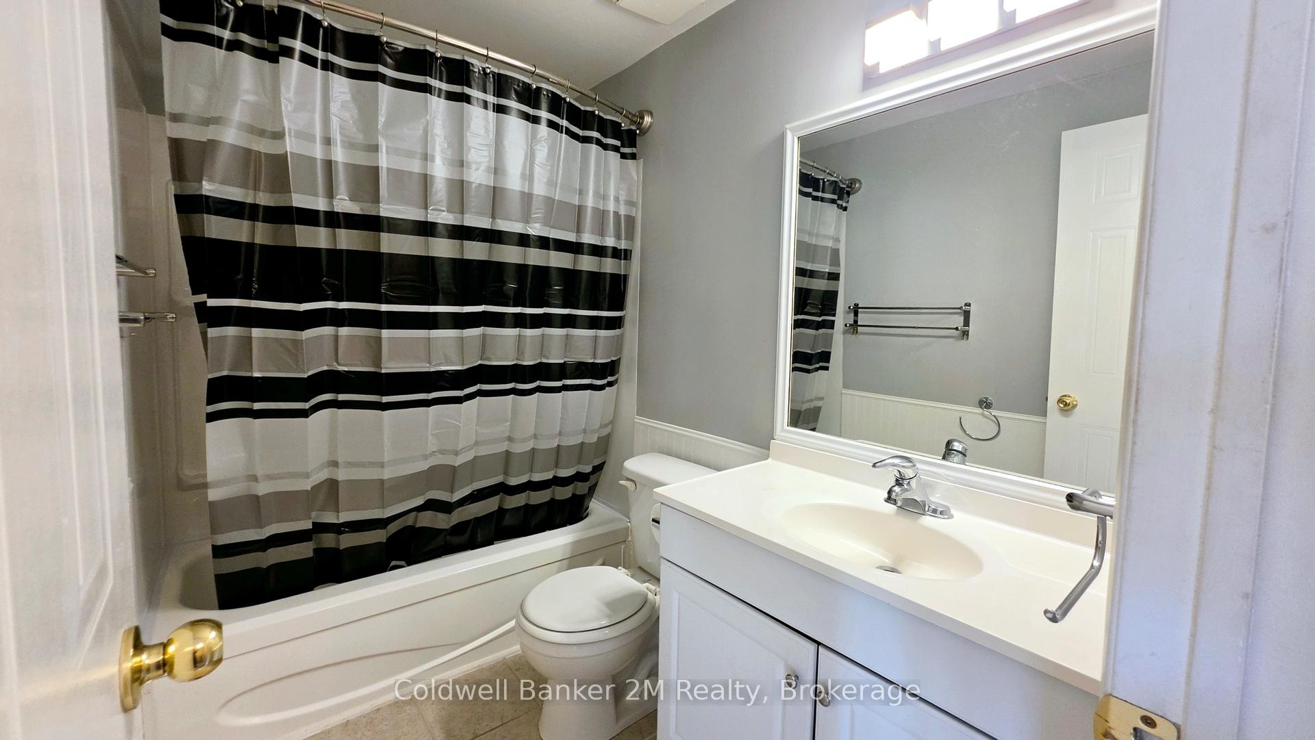 Photo 16 of 852 Attersley Drive, Oshawa, Pinecrest — HOMEH