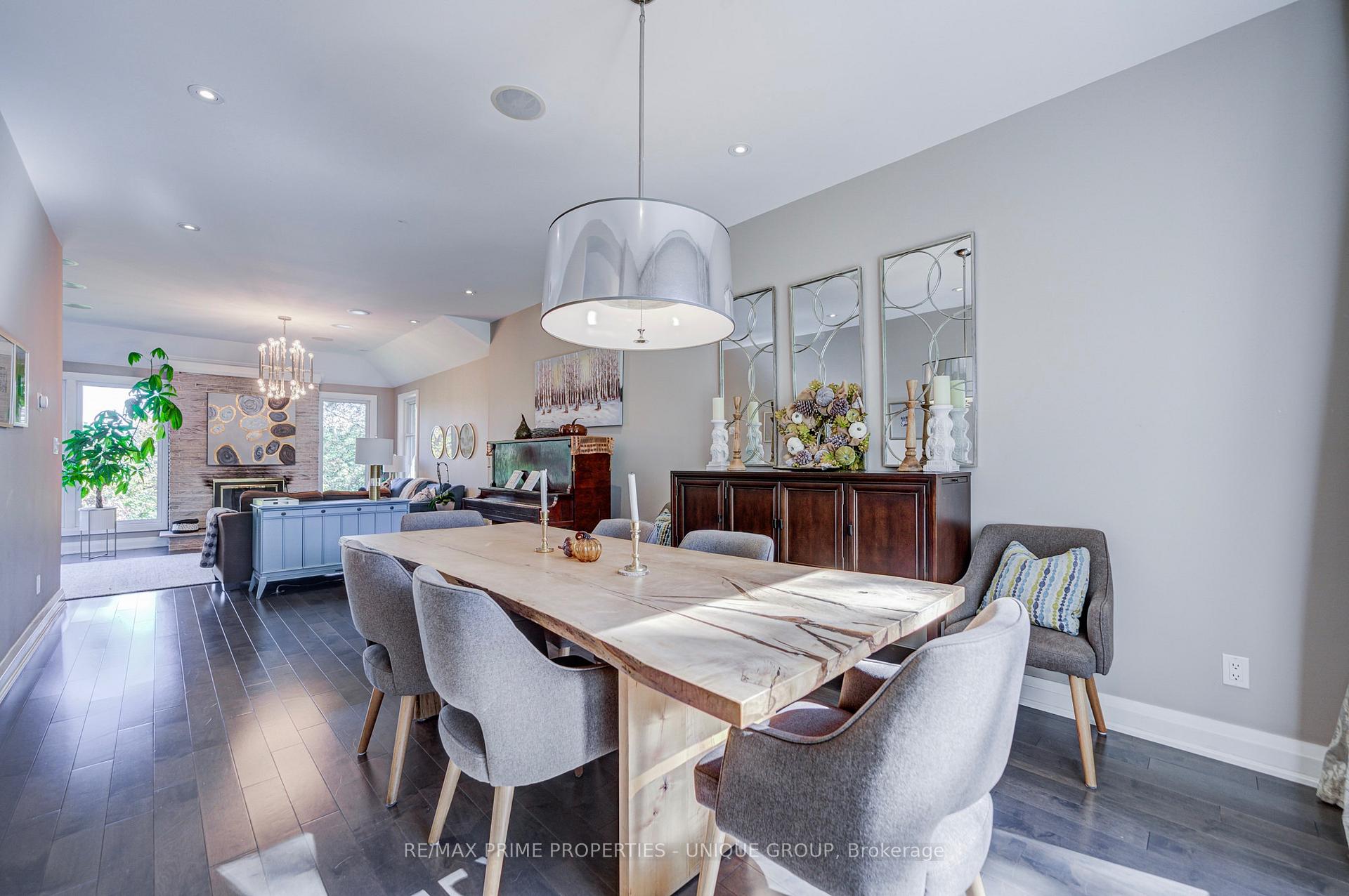 Photo 6 of 24 Cedarbank Crescent, North York, Banbury-Don Mills — HOMEH