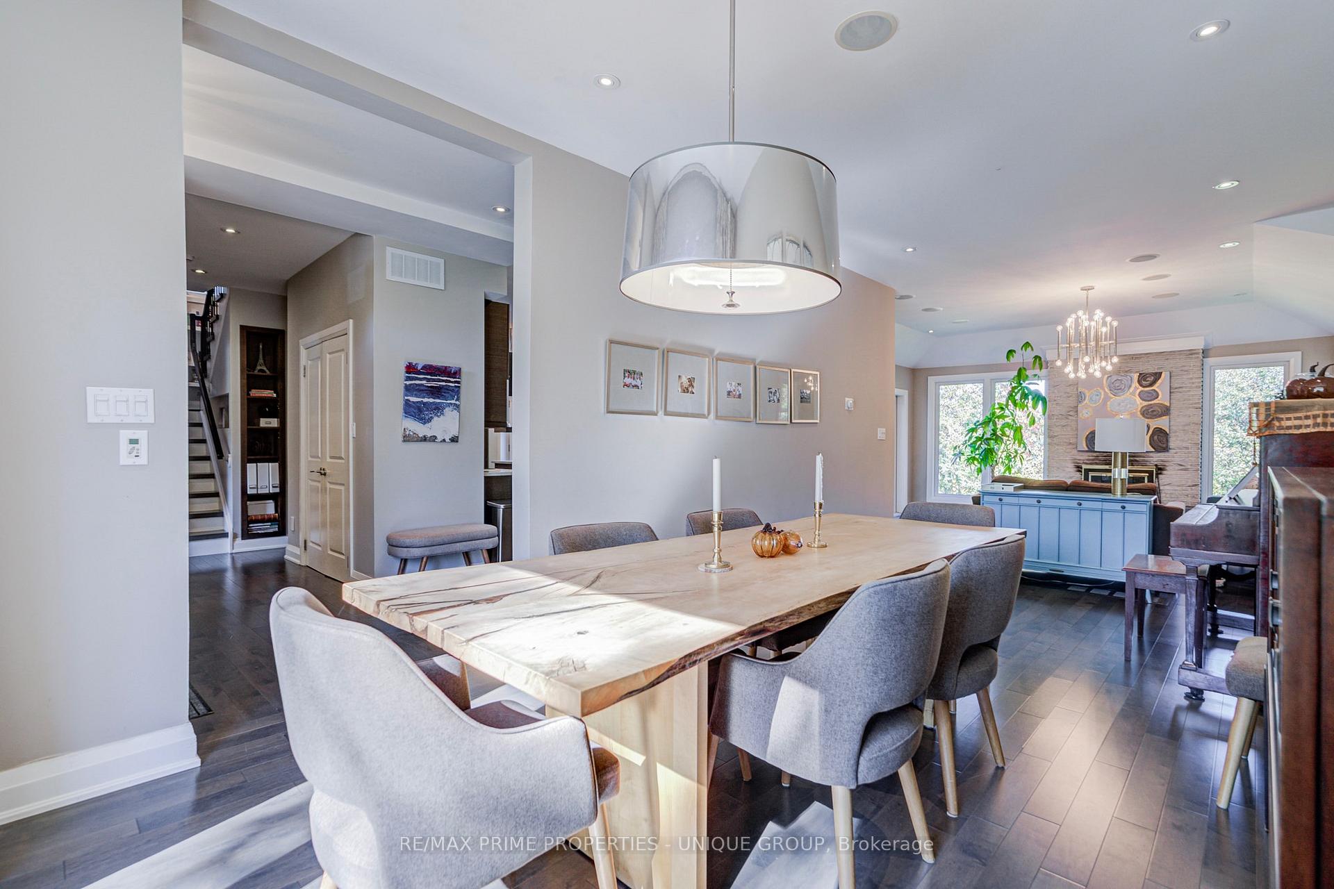 Photo 7 of 24 Cedarbank Crescent, North York, Banbury-Don Mills — HOMEH