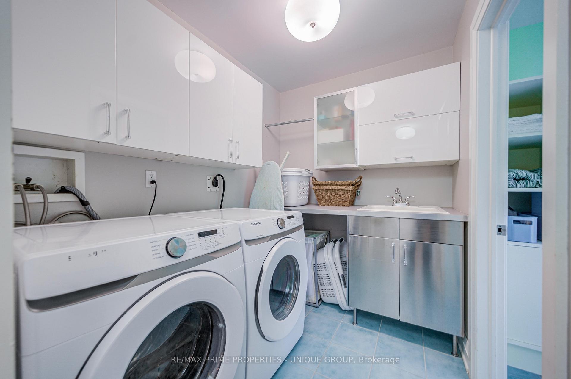 Photo 29 of 24 Cedarbank Crescent, North York, Banbury-Don Mills — HOMEH