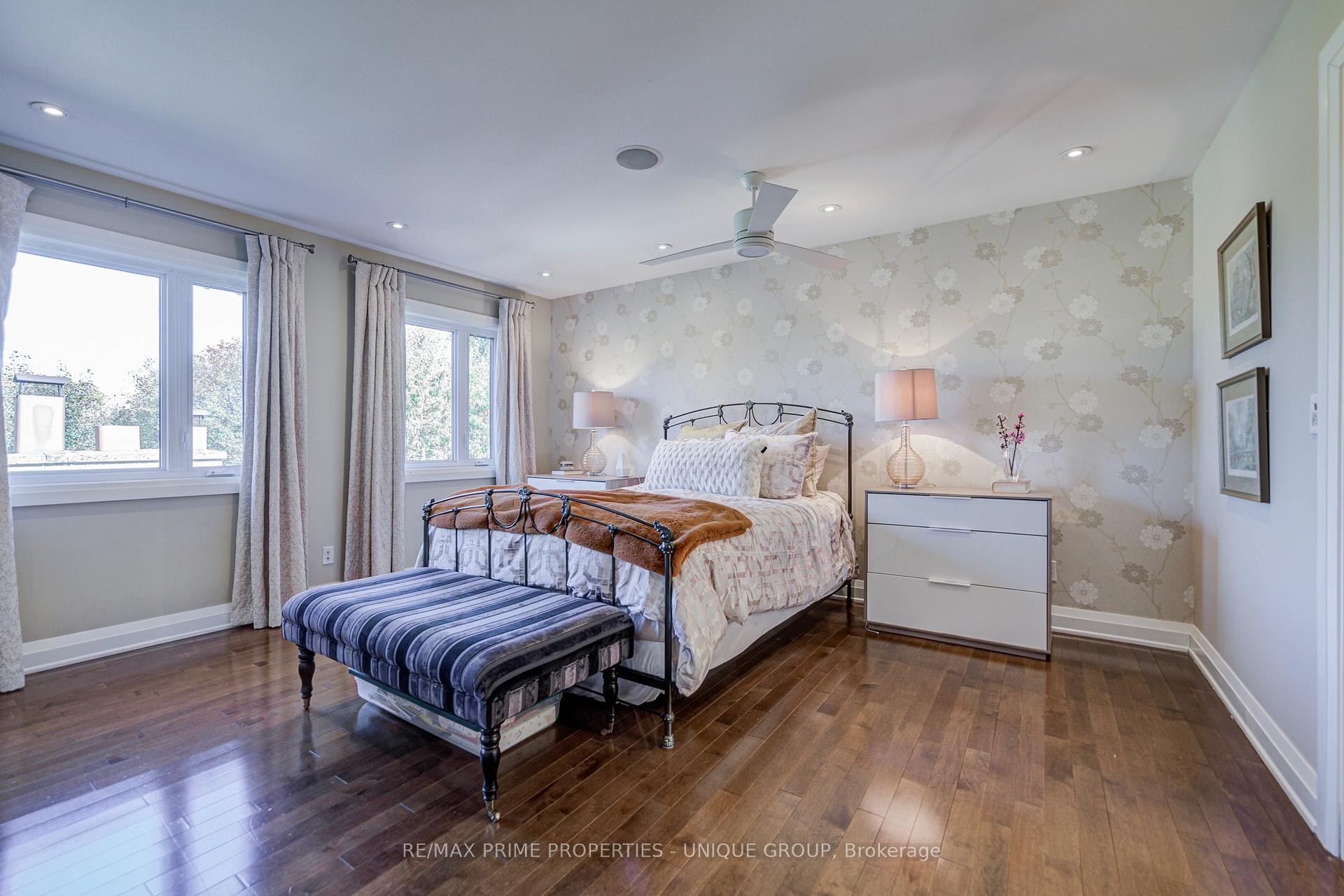Photo 31 of 24 Cedarbank Crescent, North York, Banbury-Don Mills — HOMEH