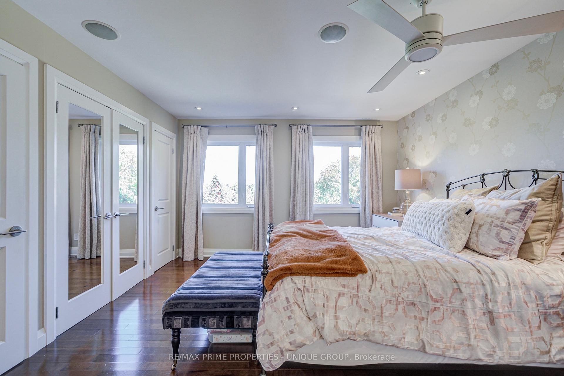 Photo 33 of 24 Cedarbank Crescent, North York, Banbury-Don Mills — HOMEH