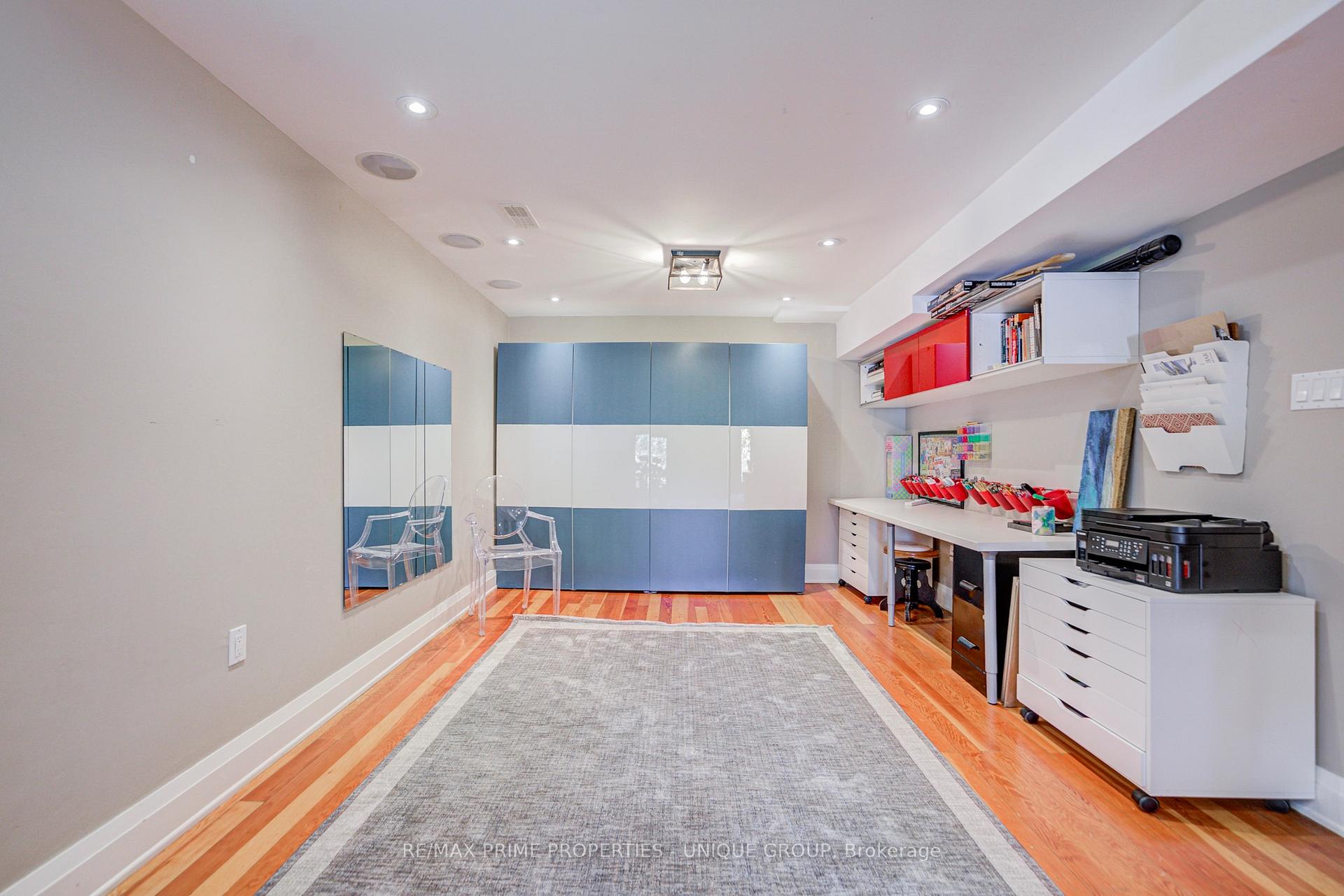 Photo 40 of 24 Cedarbank Crescent, North York, Banbury-Don Mills — HOMEH