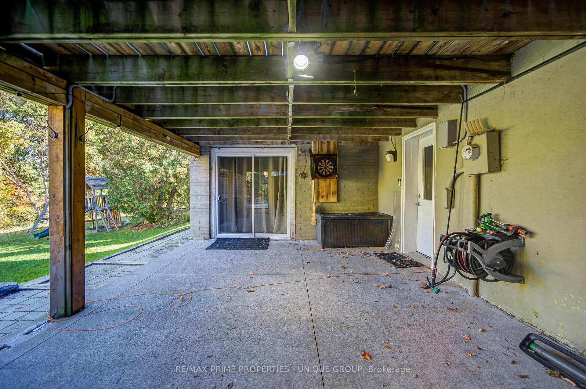 Photo 45 of 24 Cedarbank Crescent, North York, Banbury-Don Mills — HOMEH