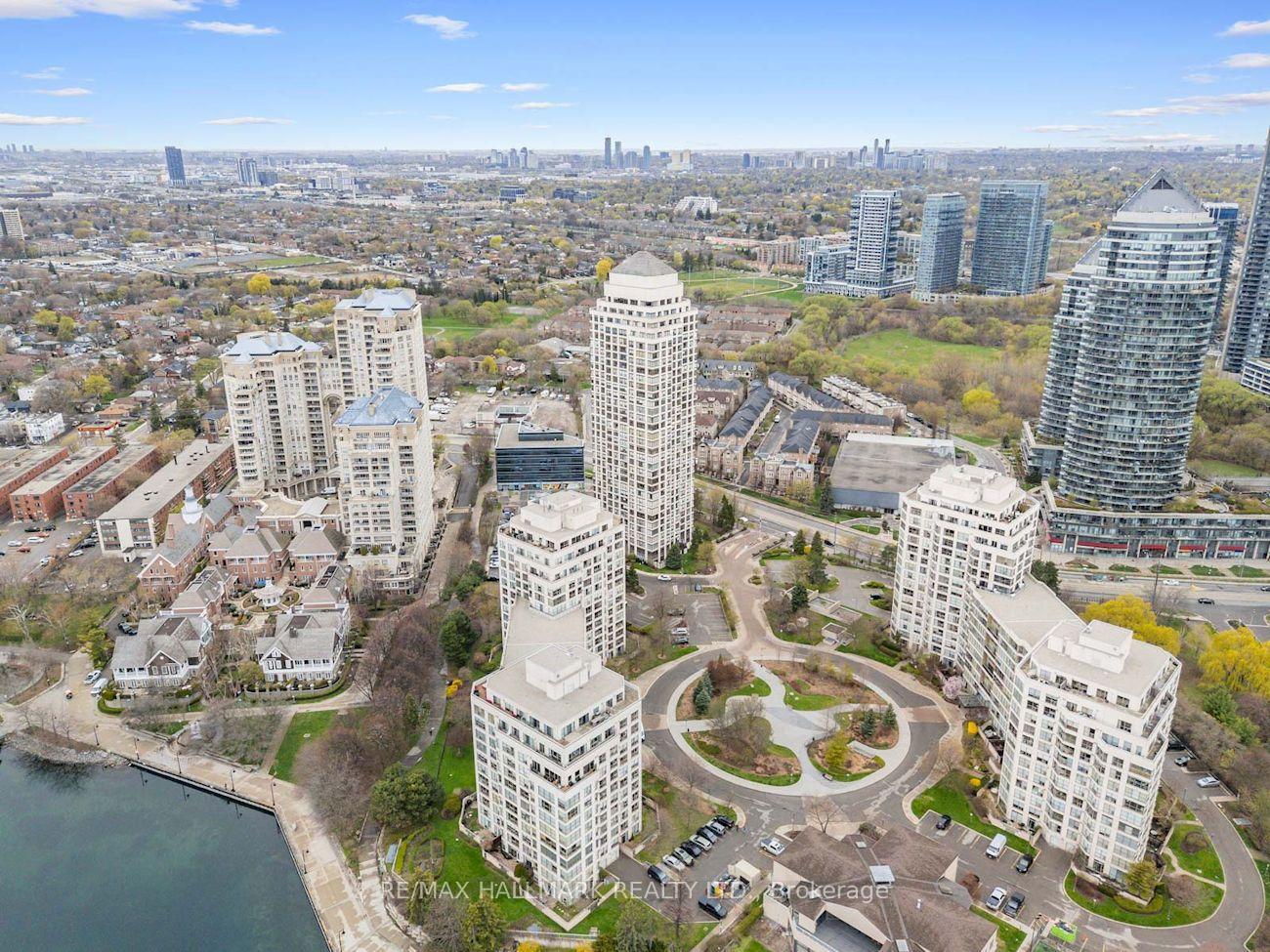 Photo 12 of Unit 707, 2267 Lakeshore Boulevard W, Etobicoke, Mimico — HOMEH