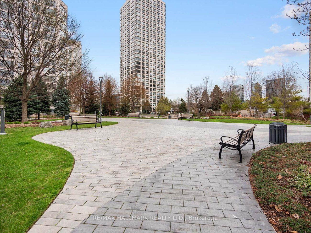 Photo 19 of Unit 707, 2267 Lakeshore Boulevard W, Etobicoke, Mimico — HOMEH