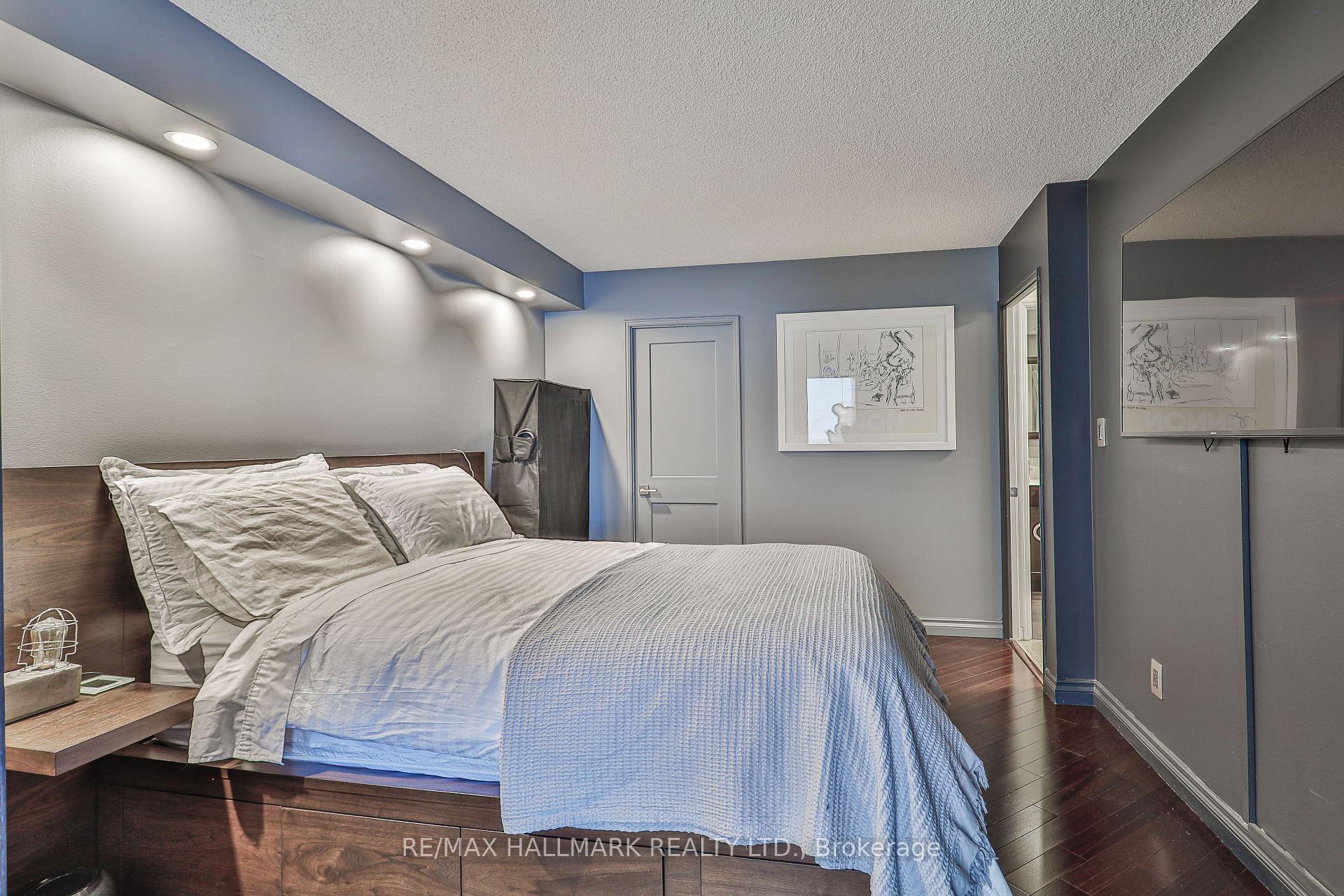 Photo 32 of Unit 707, 2267 Lakeshore Boulevard W, Etobicoke, Mimico — HOMEH