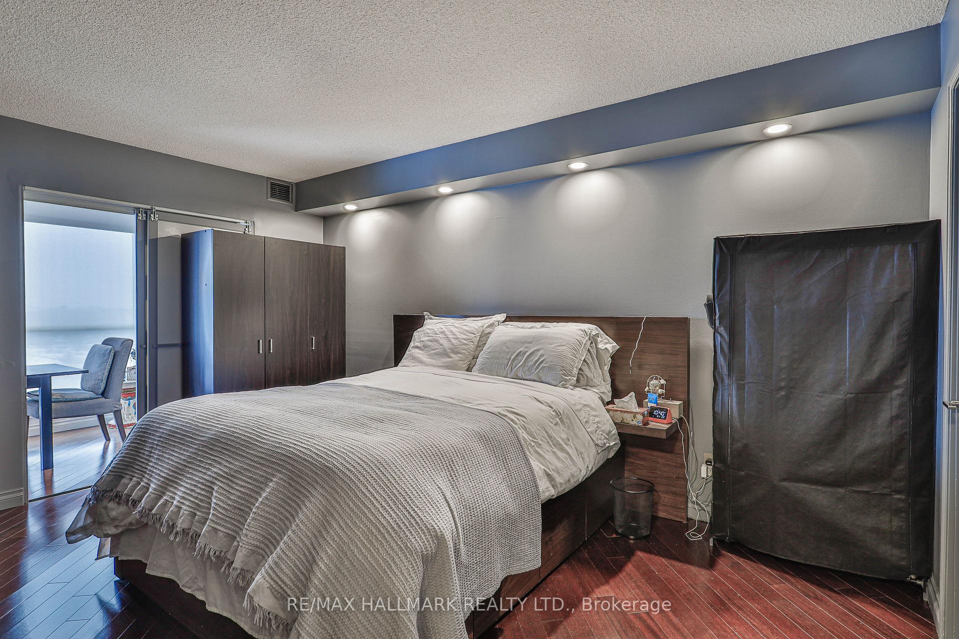 Photo 44 of Unit 707, 2267 Lakeshore Boulevard W, Etobicoke, Mimico — HOMEH