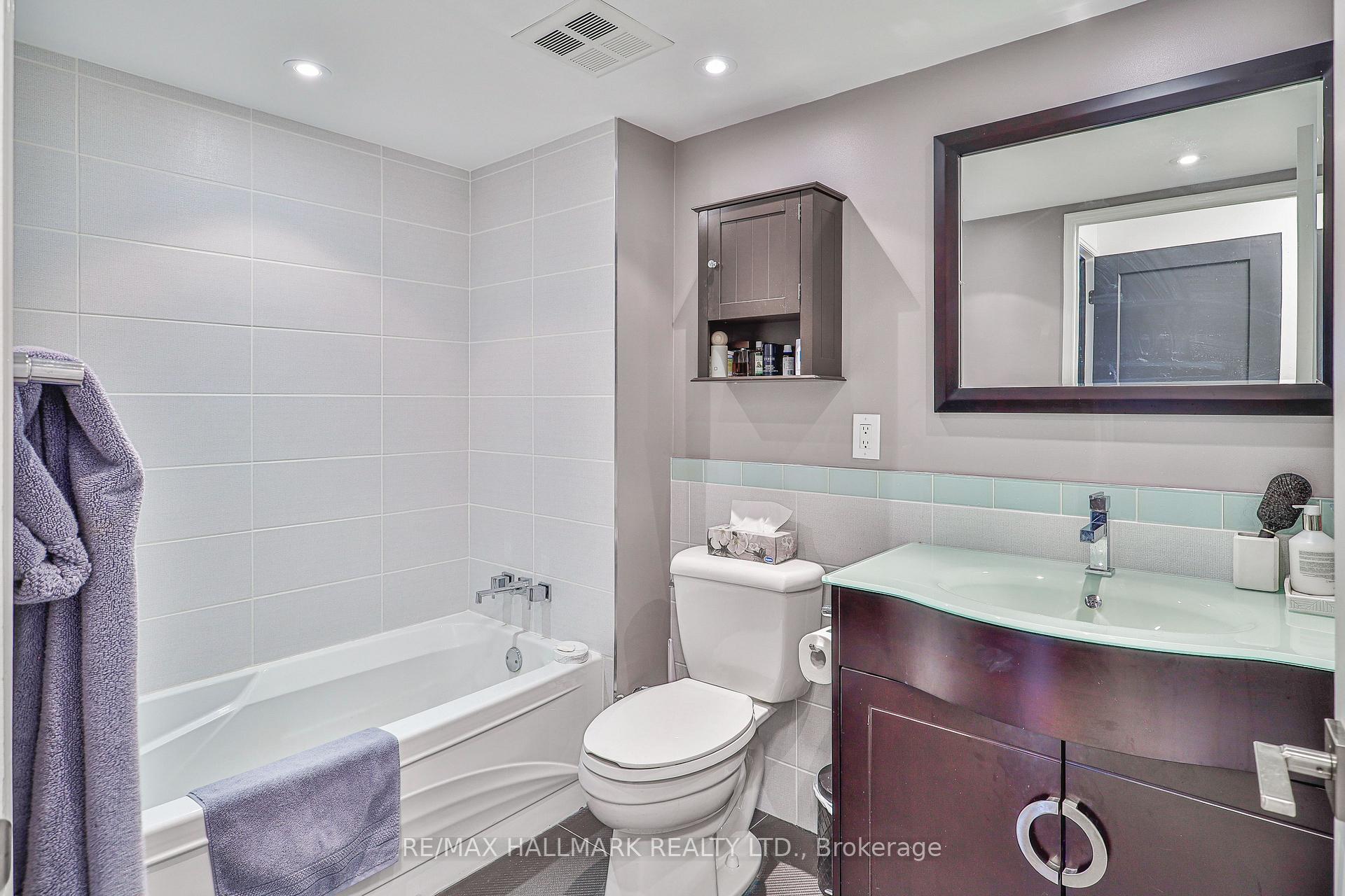 Photo 58 of Unit 707, 2267 Lakeshore Boulevard W, Etobicoke, Mimico — HOMEH