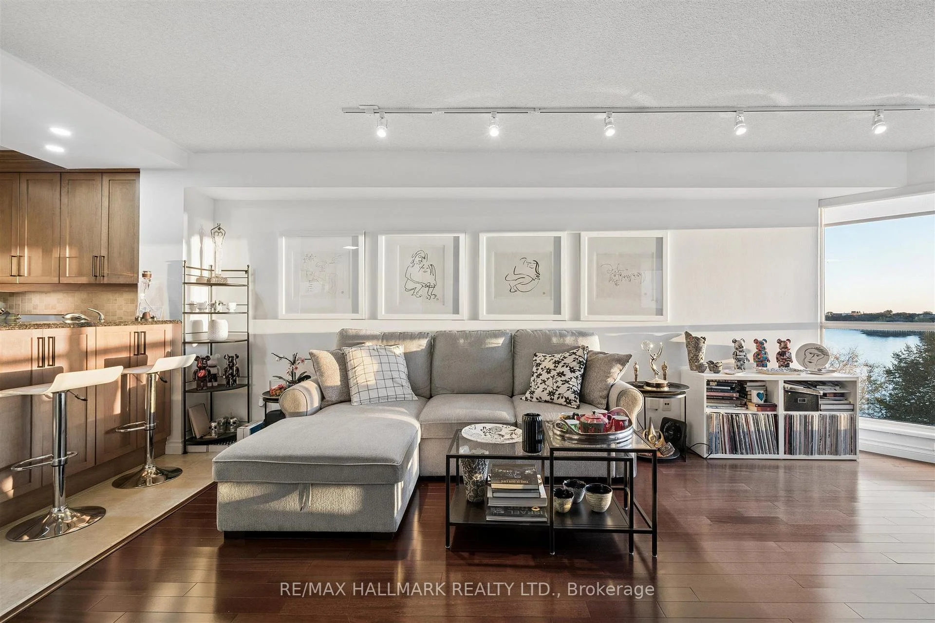 Photo 37 of Unit 707, 2267 Lakeshore Boulevard W, Etobicoke, Mimico — HOMEH