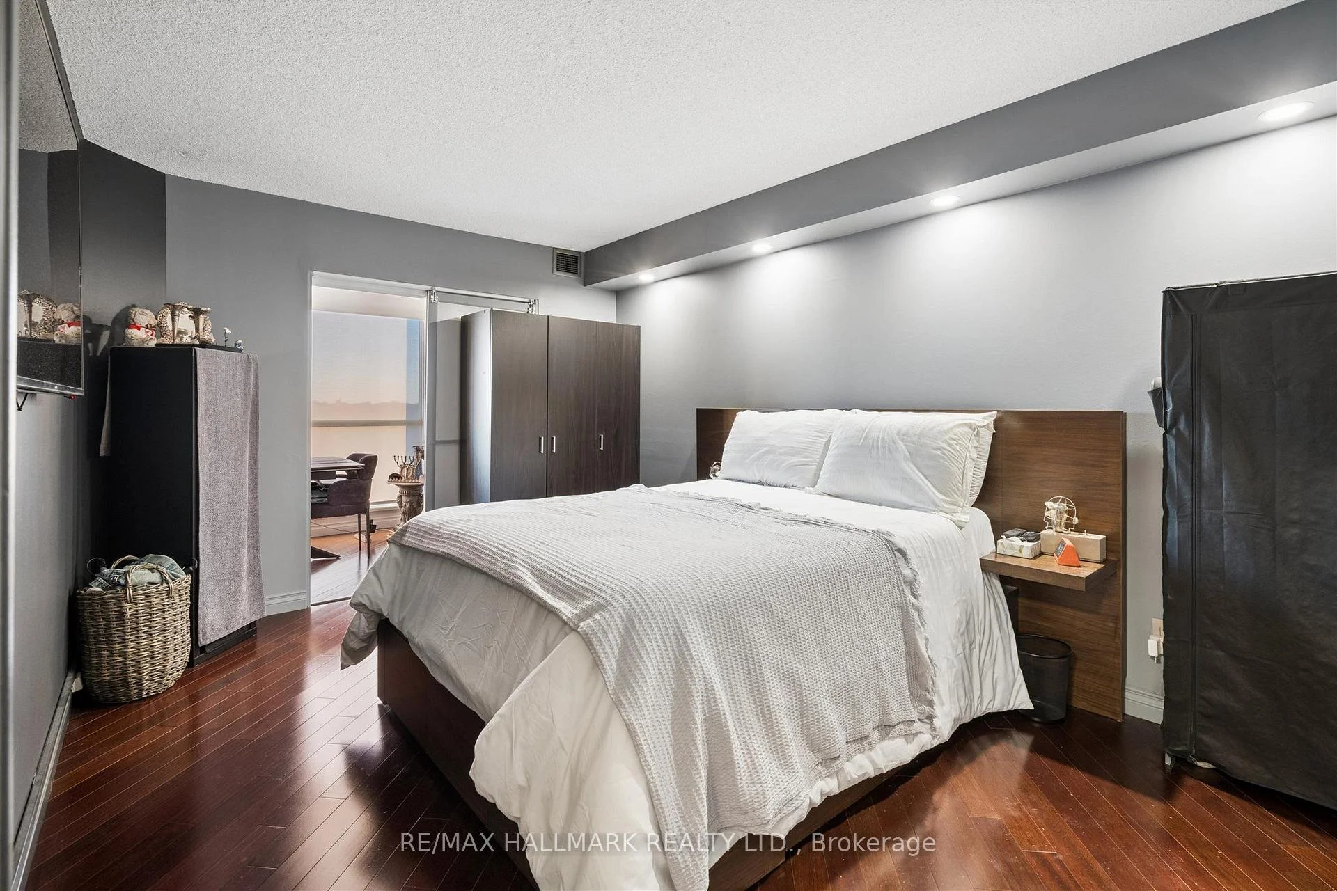 Photo 59 of Unit 707, 2267 Lakeshore Boulevard W, Etobicoke, Mimico — HOMEH