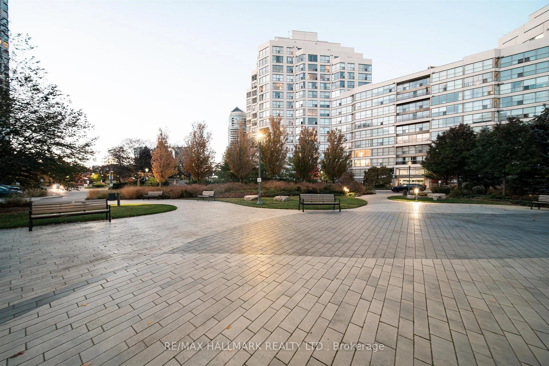 Photo 72 of Unit 707, 2267 Lakeshore Boulevard W, Etobicoke, Mimico — HOMEH