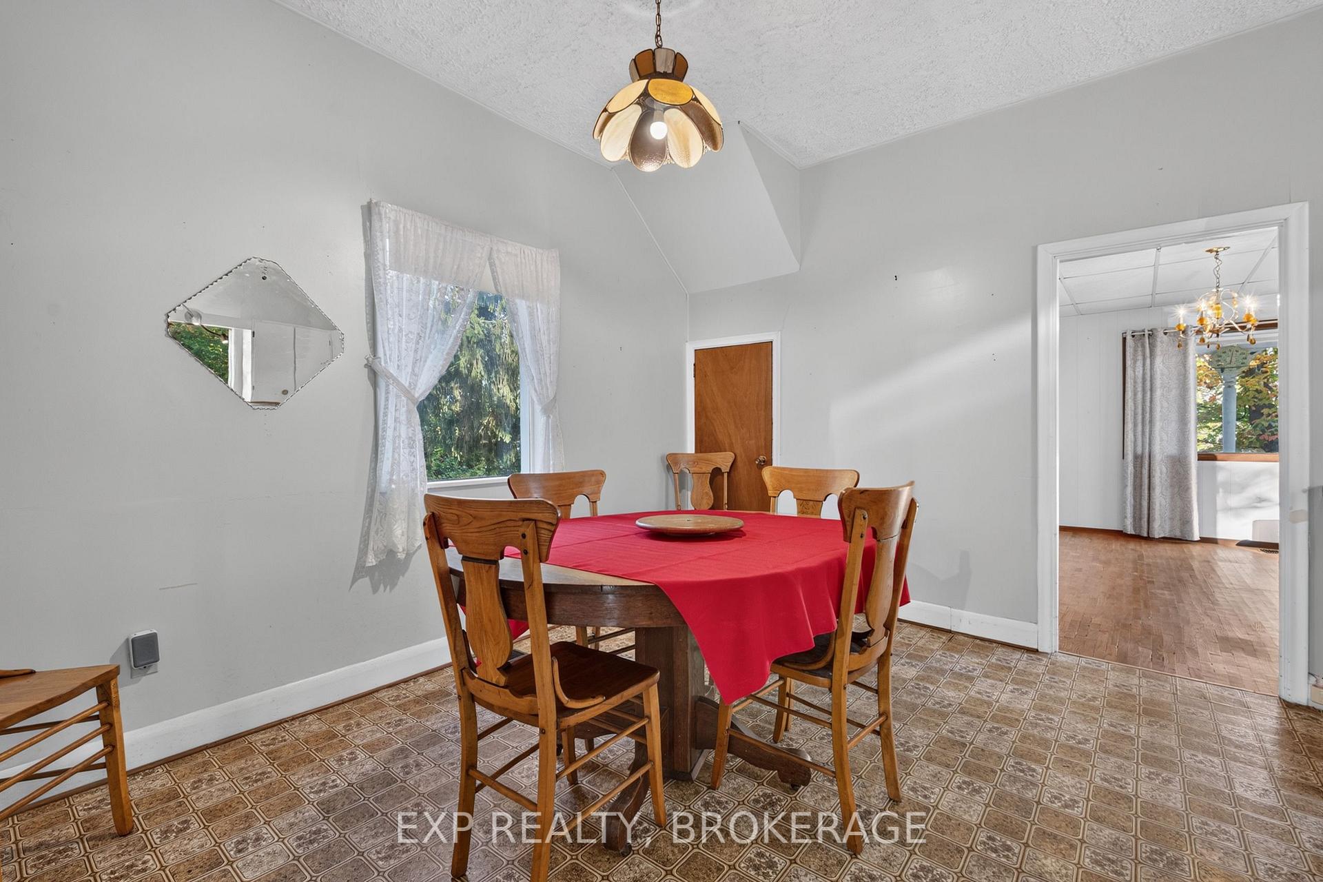 Photo 11 of 41 Cross Street, Frontenac Islands, Wolfe Island — HOMEH