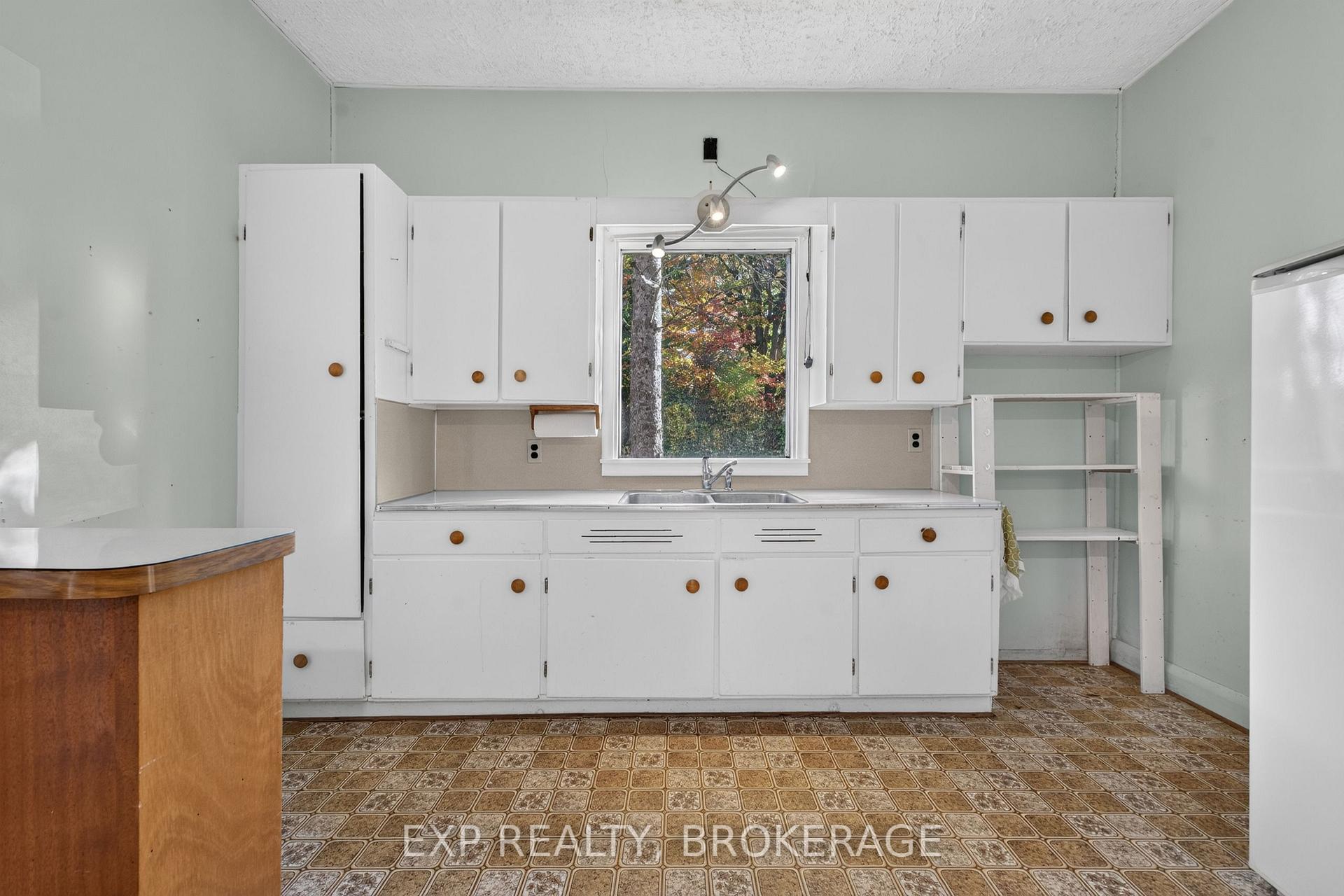 Photo 13 of 41 Cross Street, Frontenac Islands, Wolfe Island — HOMEH