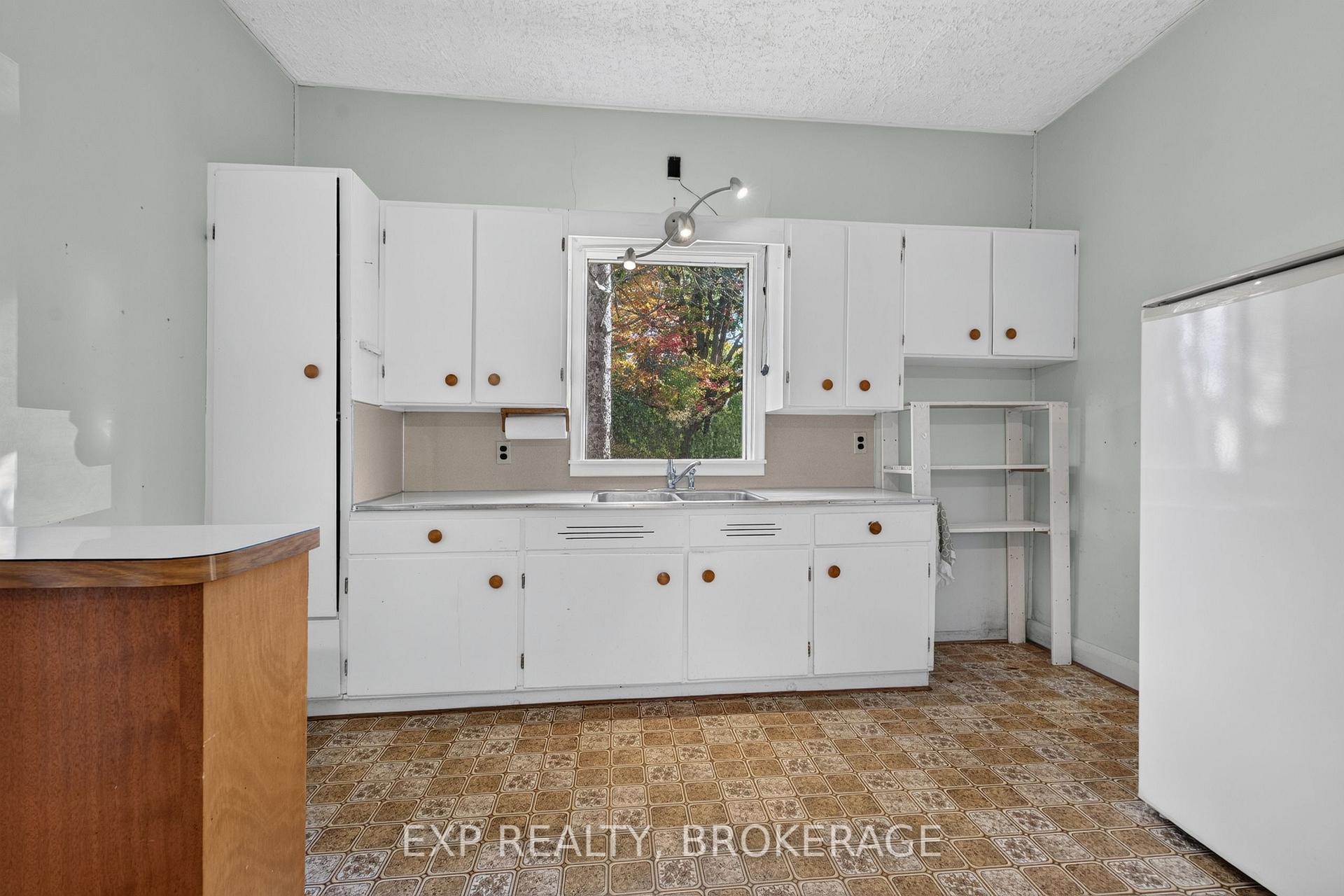 Photo 14 of 41 Cross Street, Frontenac Islands, Wolfe Island — HOMEH