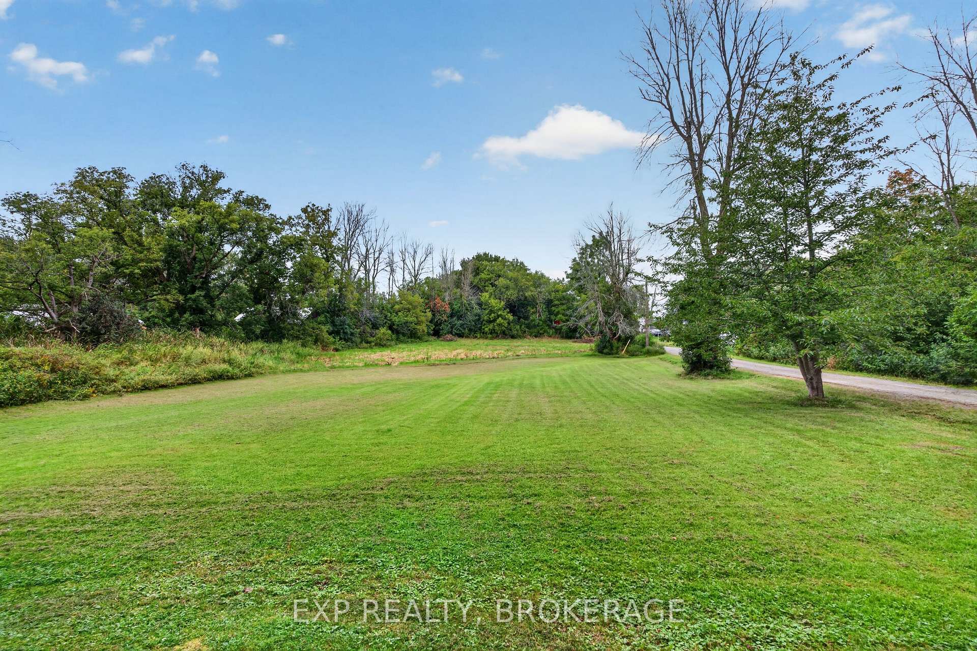 Photo 33 of 41 Cross Street, Frontenac Islands, Wolfe Island — HOMEH