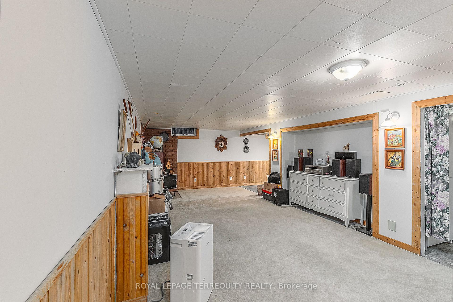 Photo 23 of 1 Wishbone Crescent, Ajax, South East — HOMEH