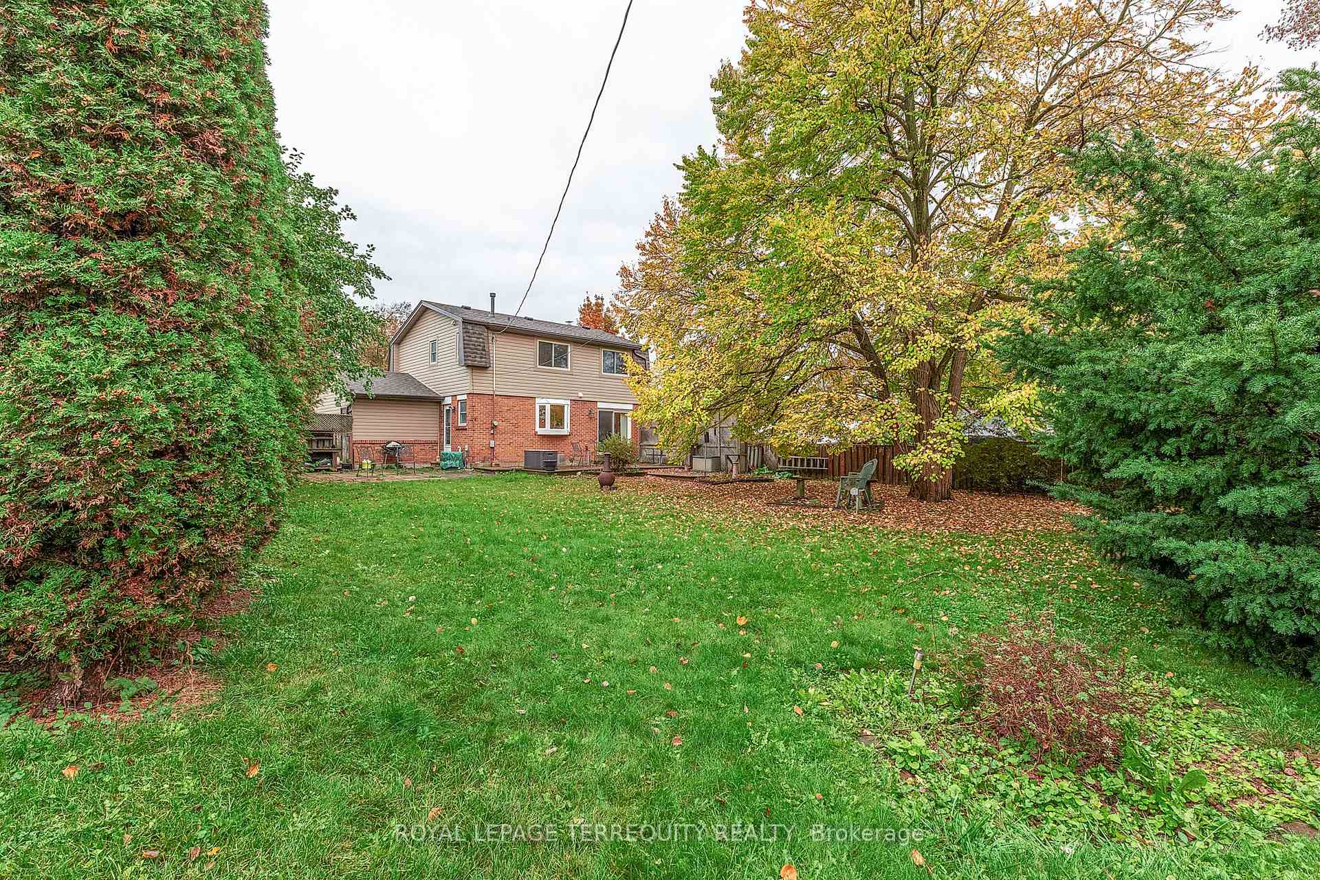 Photo 30 of 1 Wishbone Crescent, Ajax, South East — HOMEH