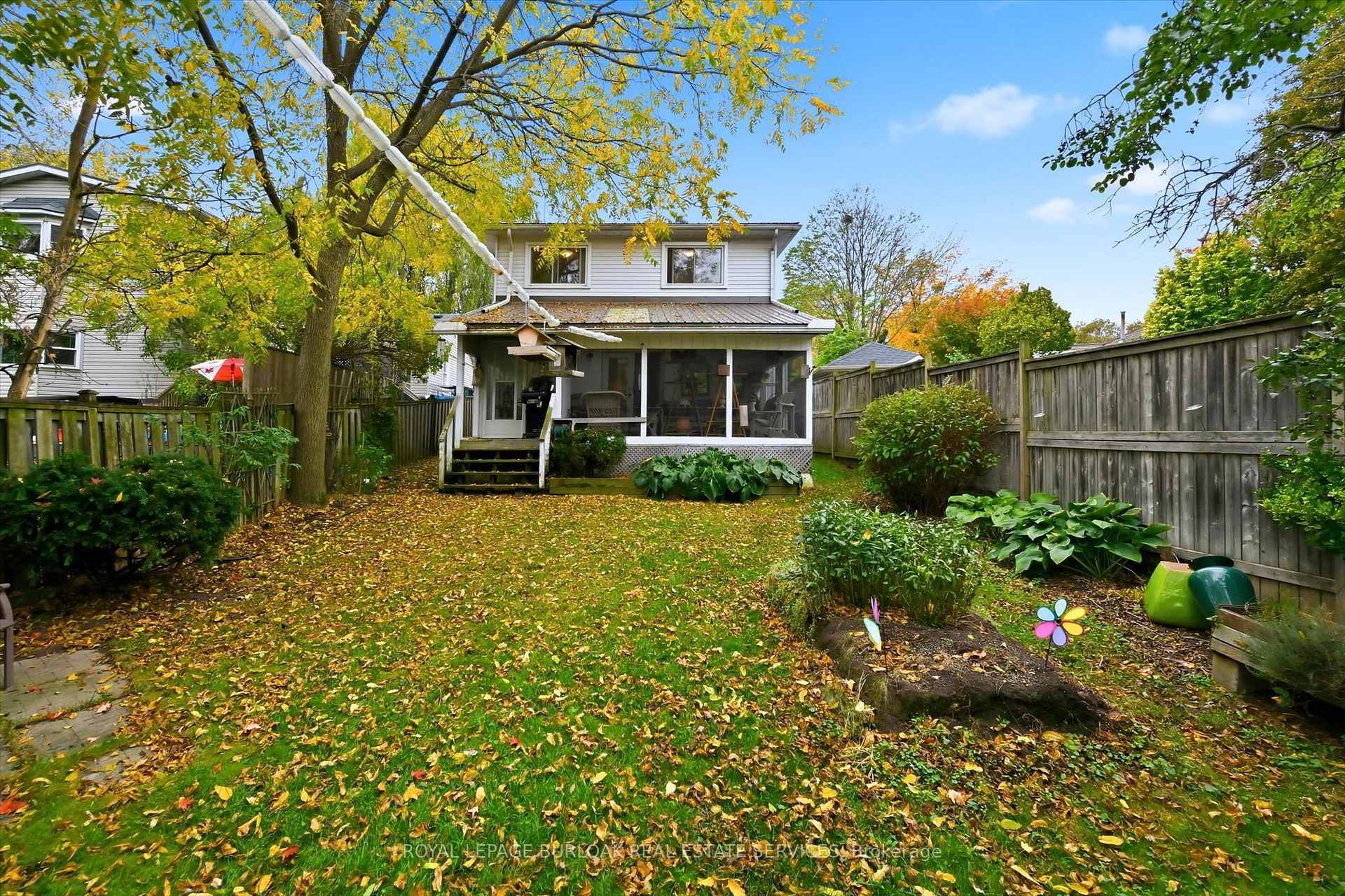 Photo 41 of 81 Main Street S, Hamilton, Waterdown — HOMEH