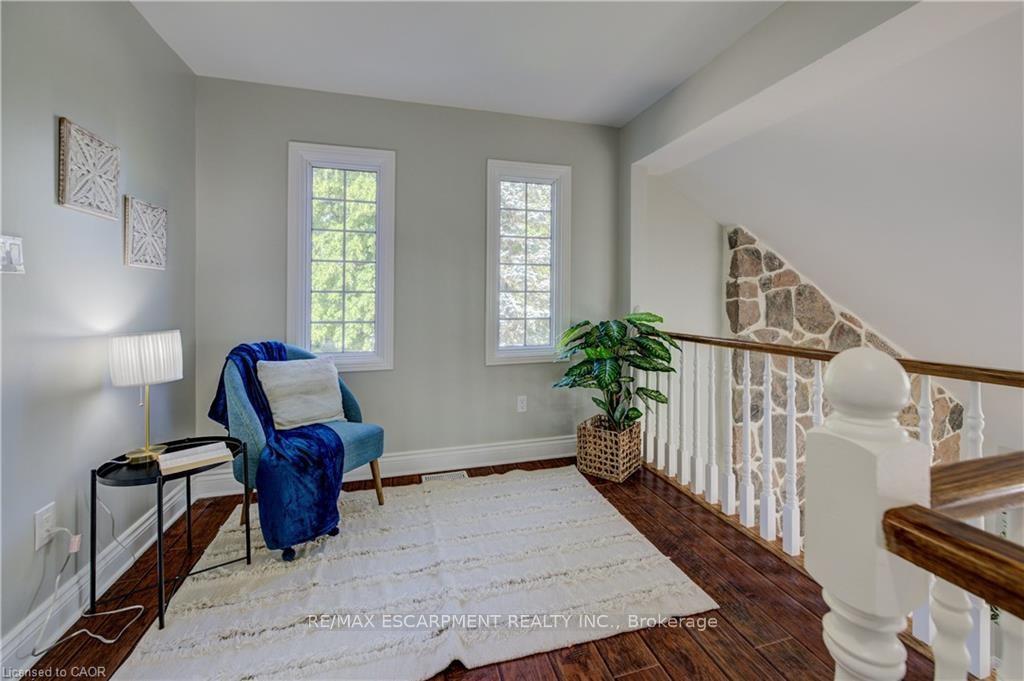 Photo 12 of 5180 Southgate Avenue, Niagara Falls, Morrison — HOMEH