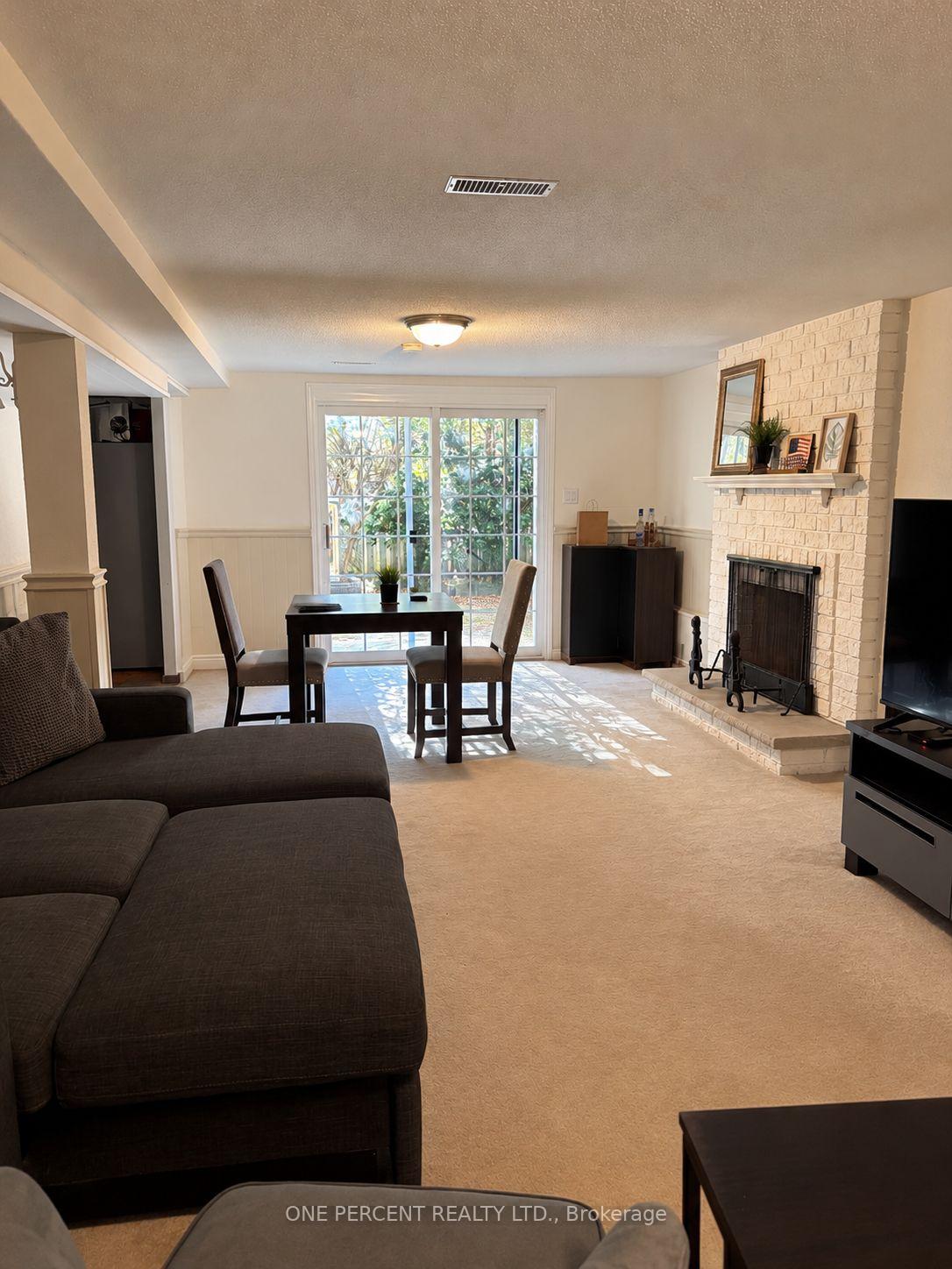 Photo 3 of Unit BSMT, 221 Orchard Heights Boulevard, Aurora, Aurora Heights — HOMEH