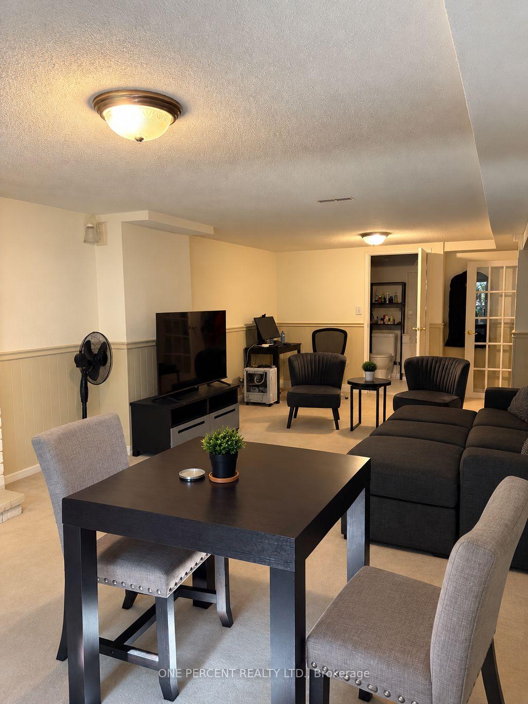 Photo 4 of Unit BSMT, 221 Orchard Heights Boulevard, Aurora, Aurora Heights — HOMEH