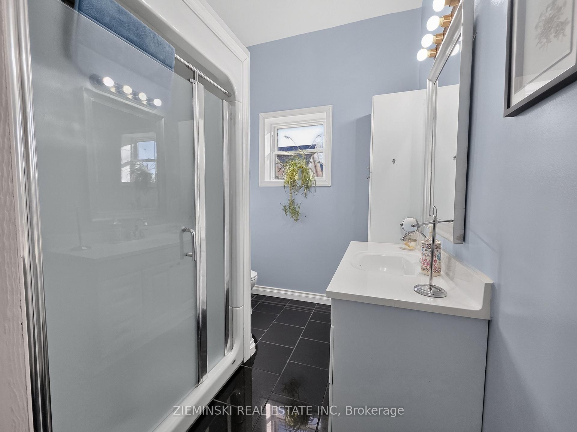 Photo 8 of 421 Seventh Avenue, Black River Matheson, Matheson — HOMEH