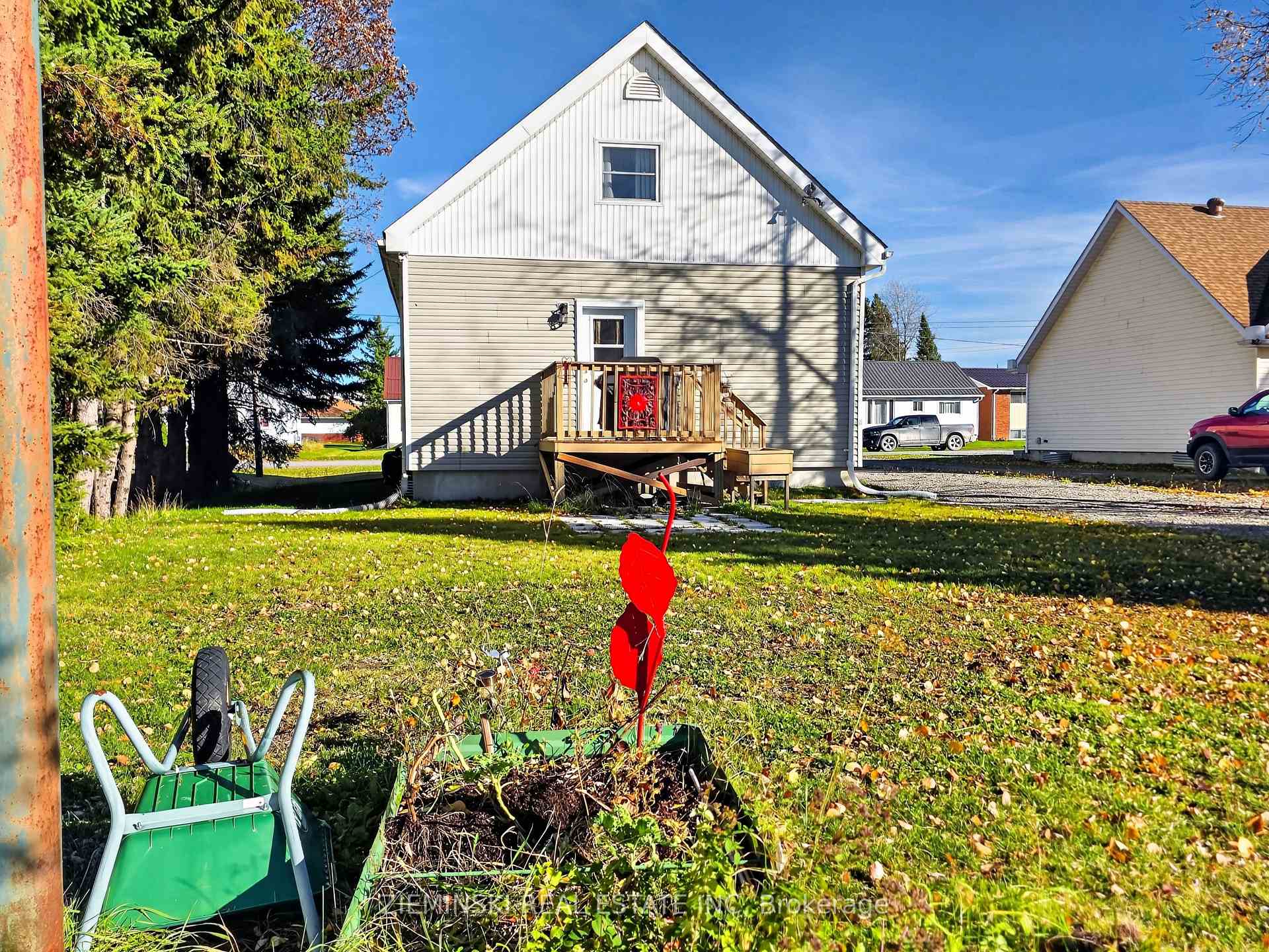Photo 30 of 421 Seventh Avenue, Black River Matheson, Matheson — HOMEH