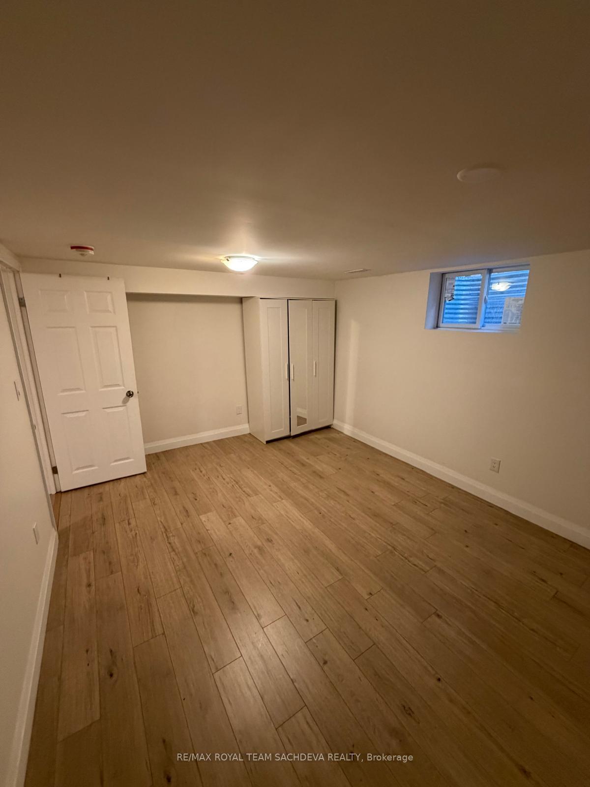 Photo 9 of Unit Lower, 14 Fluellen Drive, Scarborough, L'Amoreaux — HOMEH
