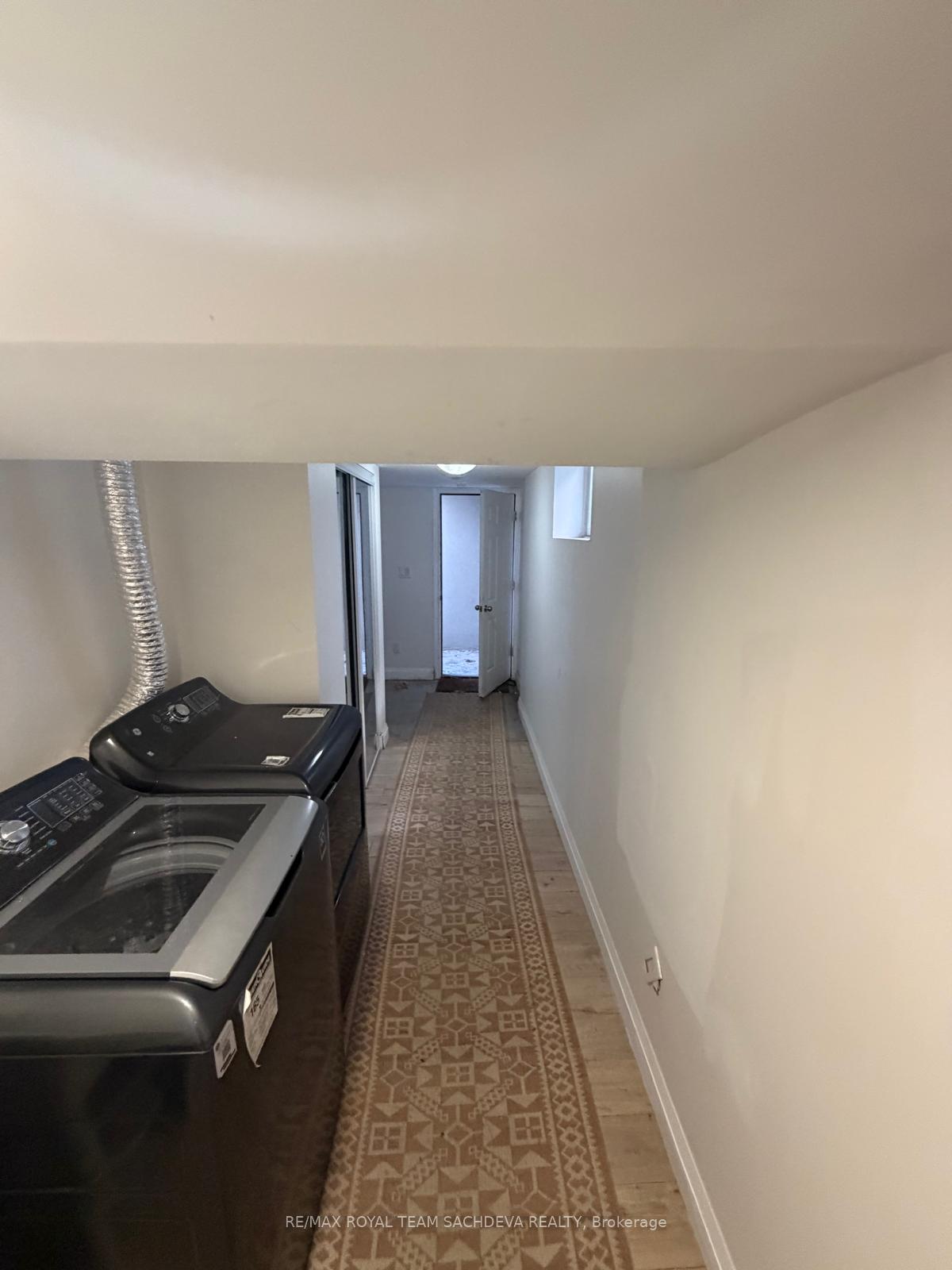 Photo 14 of Unit Lower, 14 Fluellen Drive, Scarborough, L'Amoreaux — HOMEH