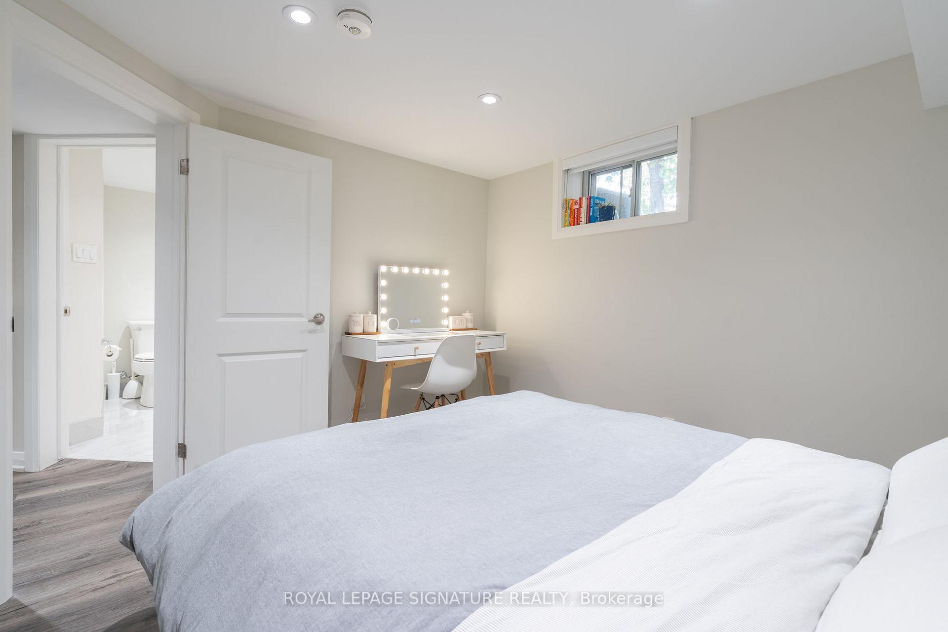 Photo 16 of Unit Bsmt, 305 Blue Grass Boulevard, Richmond Hill, Crosby — HOMEH