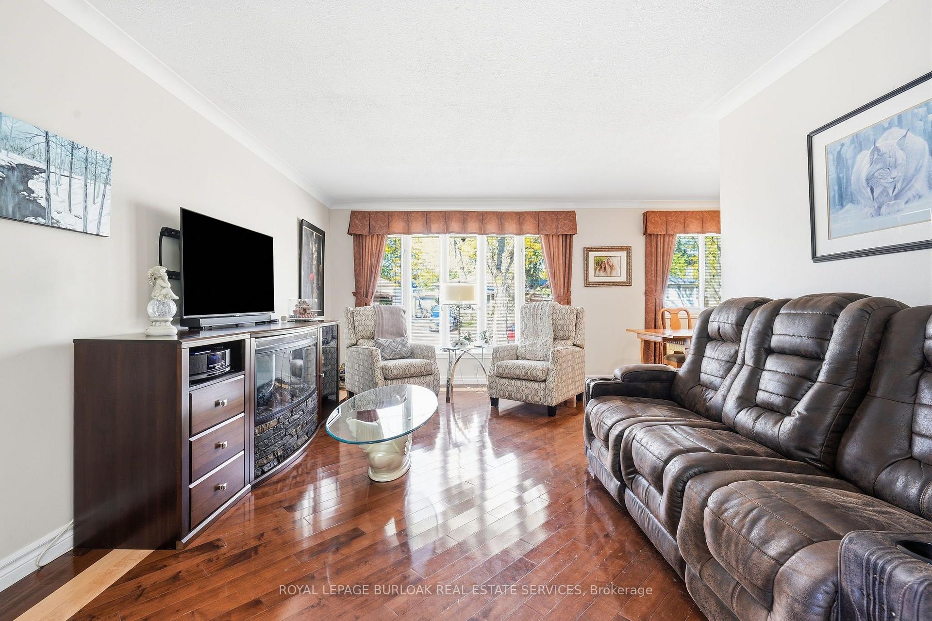 Photo 6 of 2432 Cyprus Avenue, Burlington, Mountainside — HOMEH
