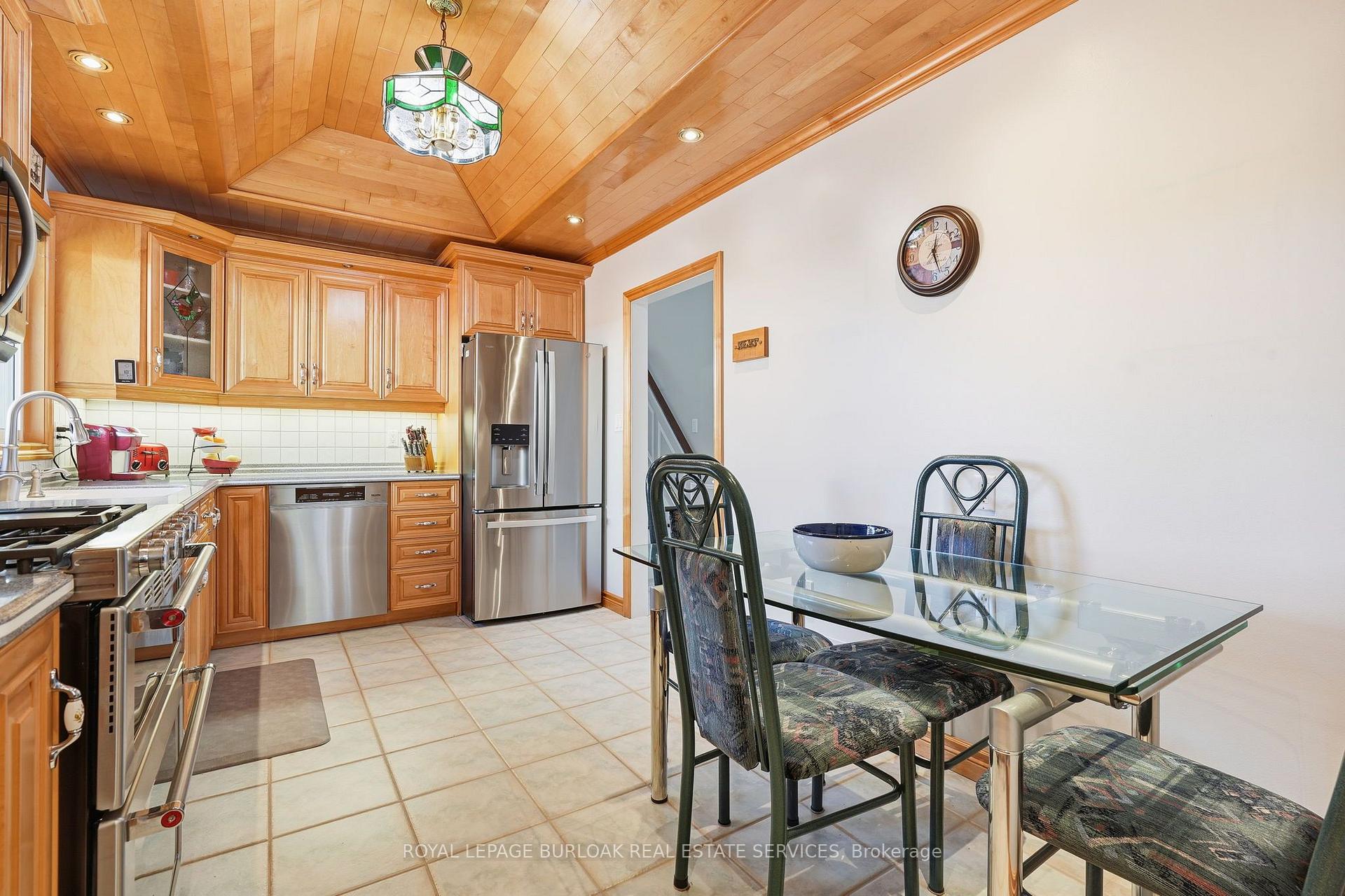 Photo 15 of 2432 Cyprus Avenue, Burlington, Mountainside — HOMEH