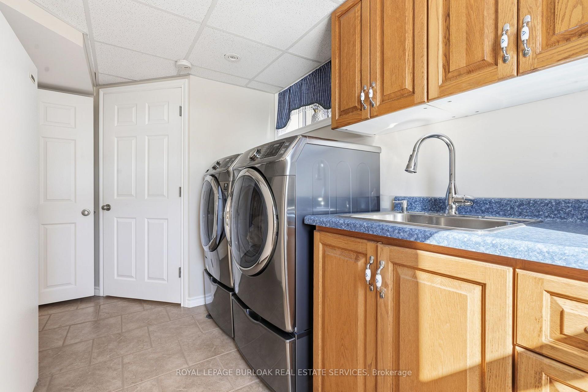 Photo 30 of 2432 Cyprus Avenue, Burlington, Mountainside — HOMEH