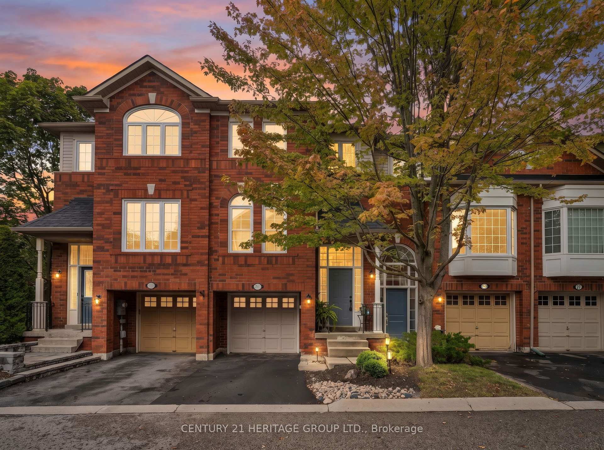 Photo of 83 Mosaics Avenue