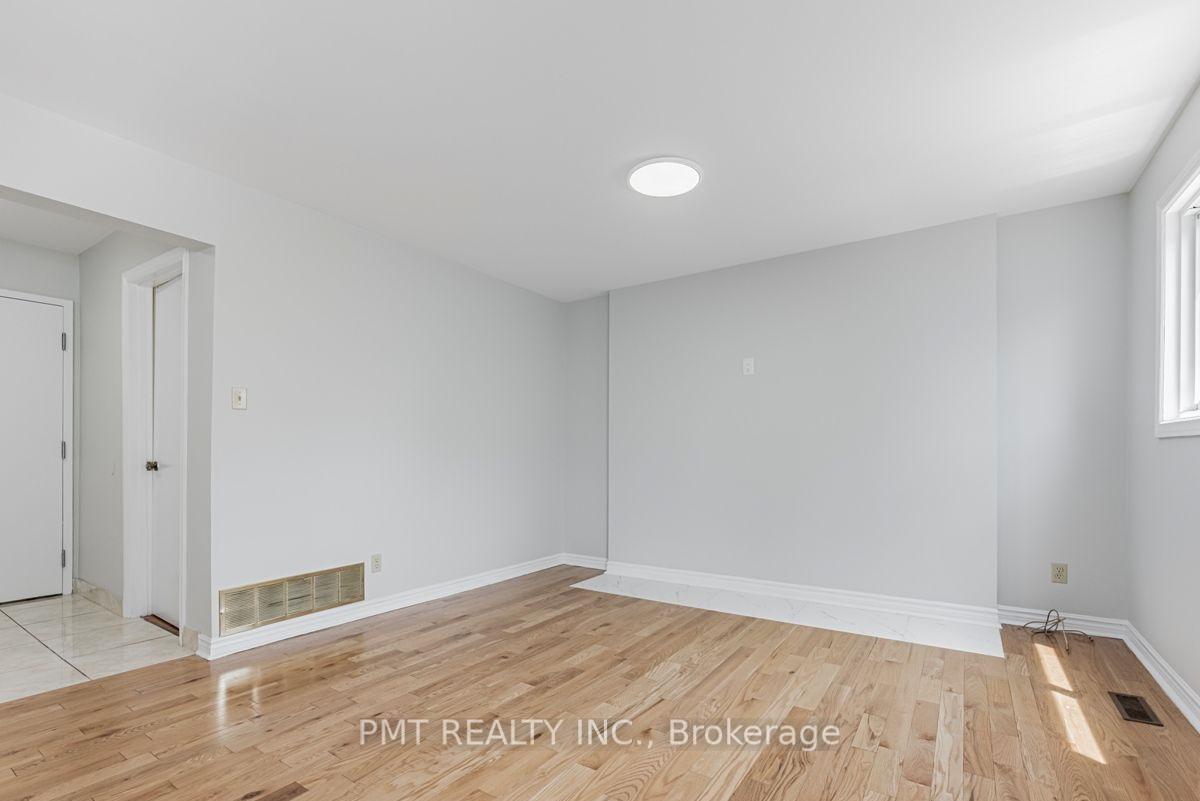 Photo 10 of Unit Main, 71 Misty Meadow Drive, Vaughan, East Woodbridge — HOMEH